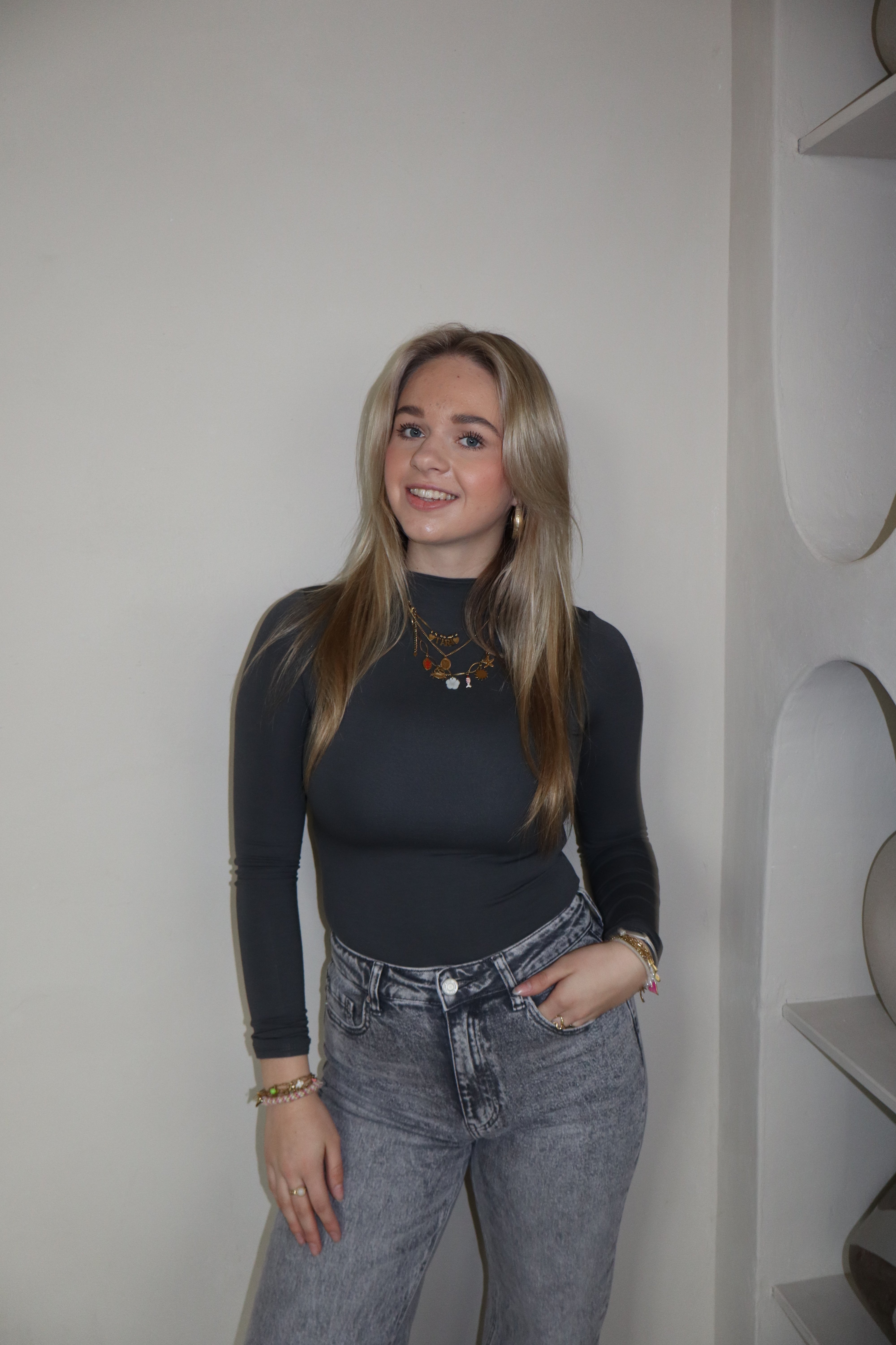 Lola Body Dark Grey