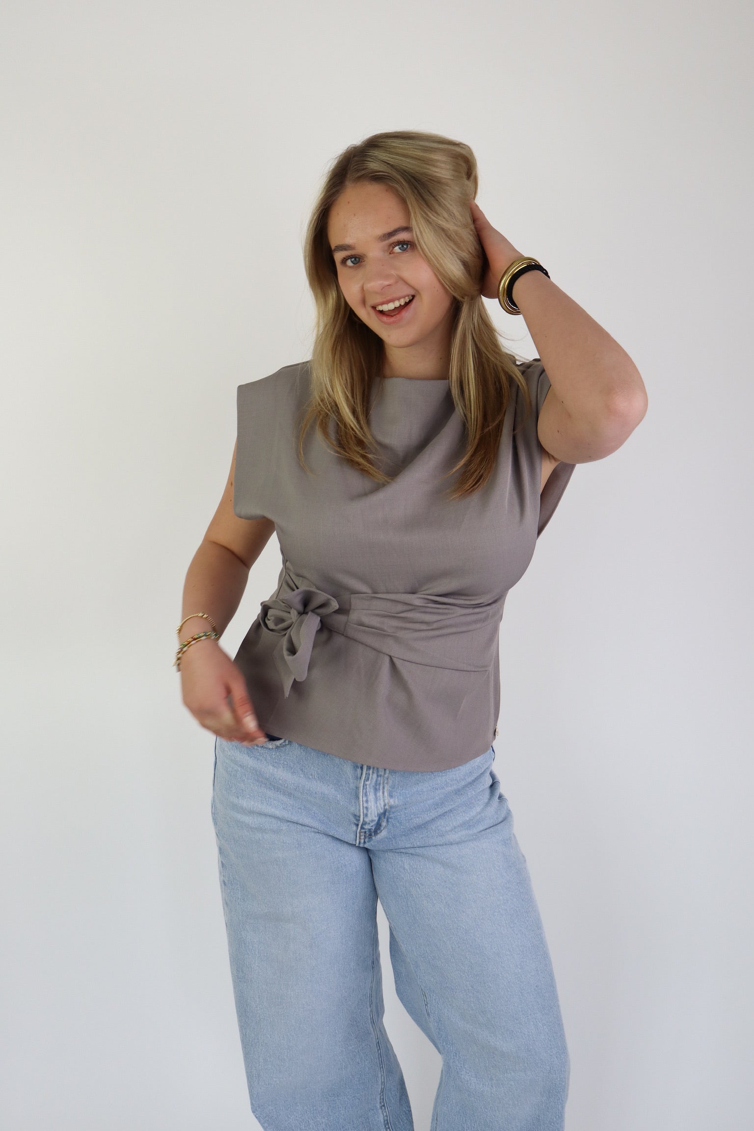 Britt Top Grey