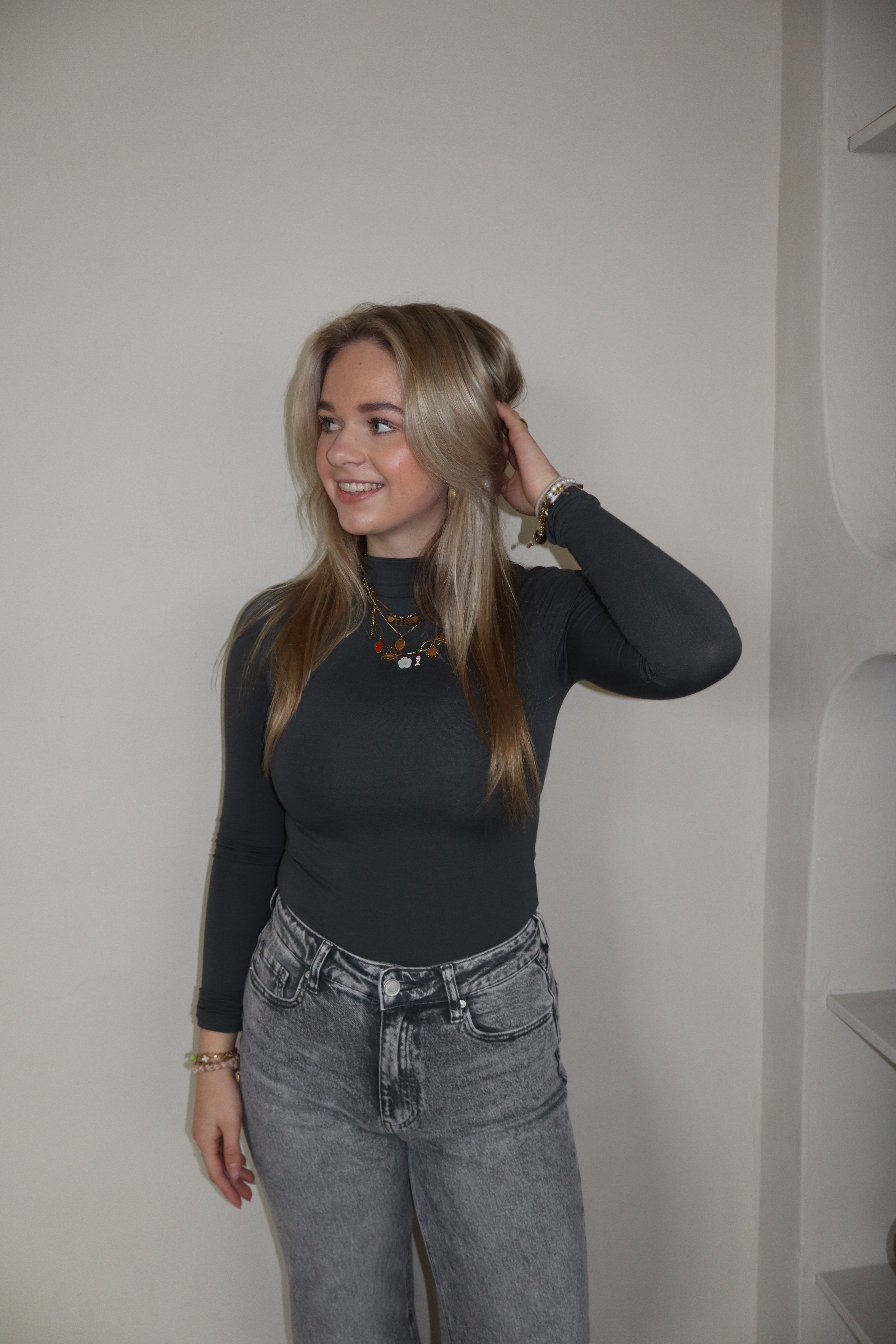 Lola Body Dark Grey