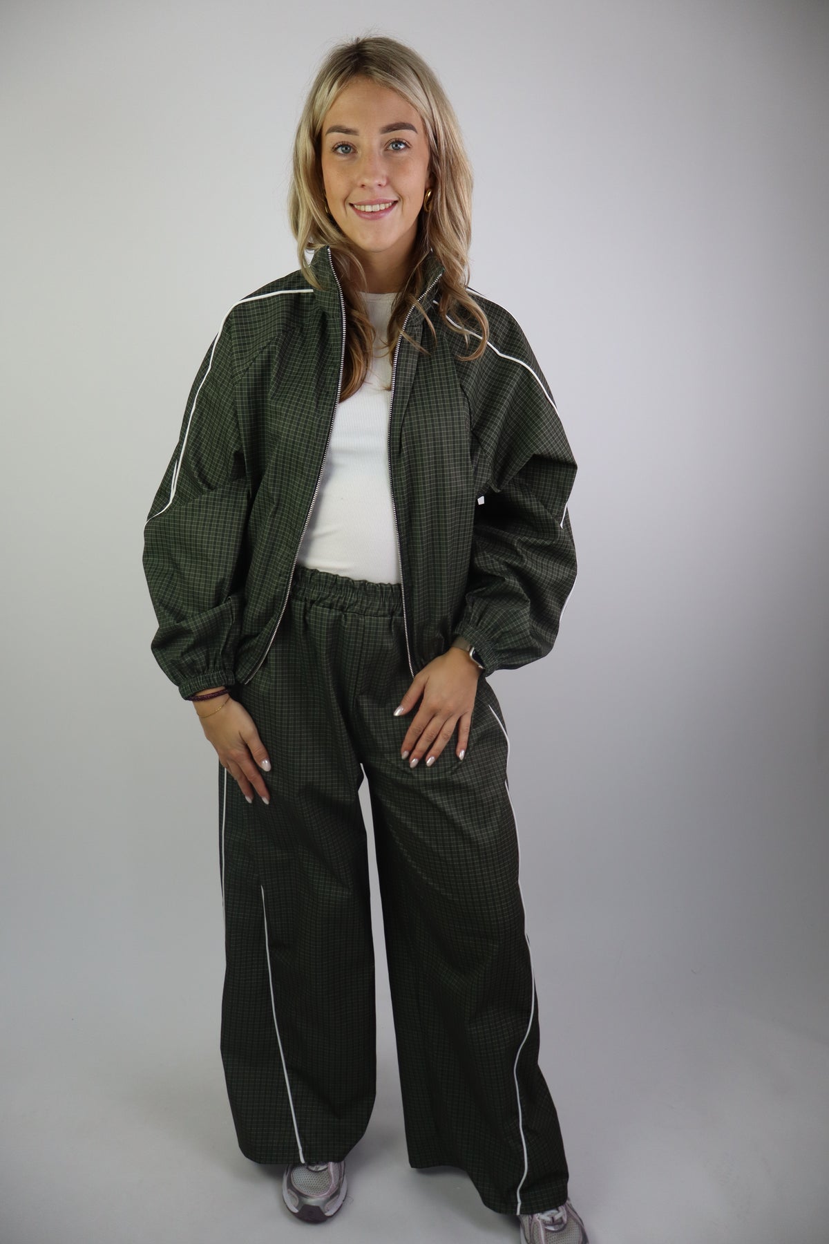 Nova Tracksuit Green