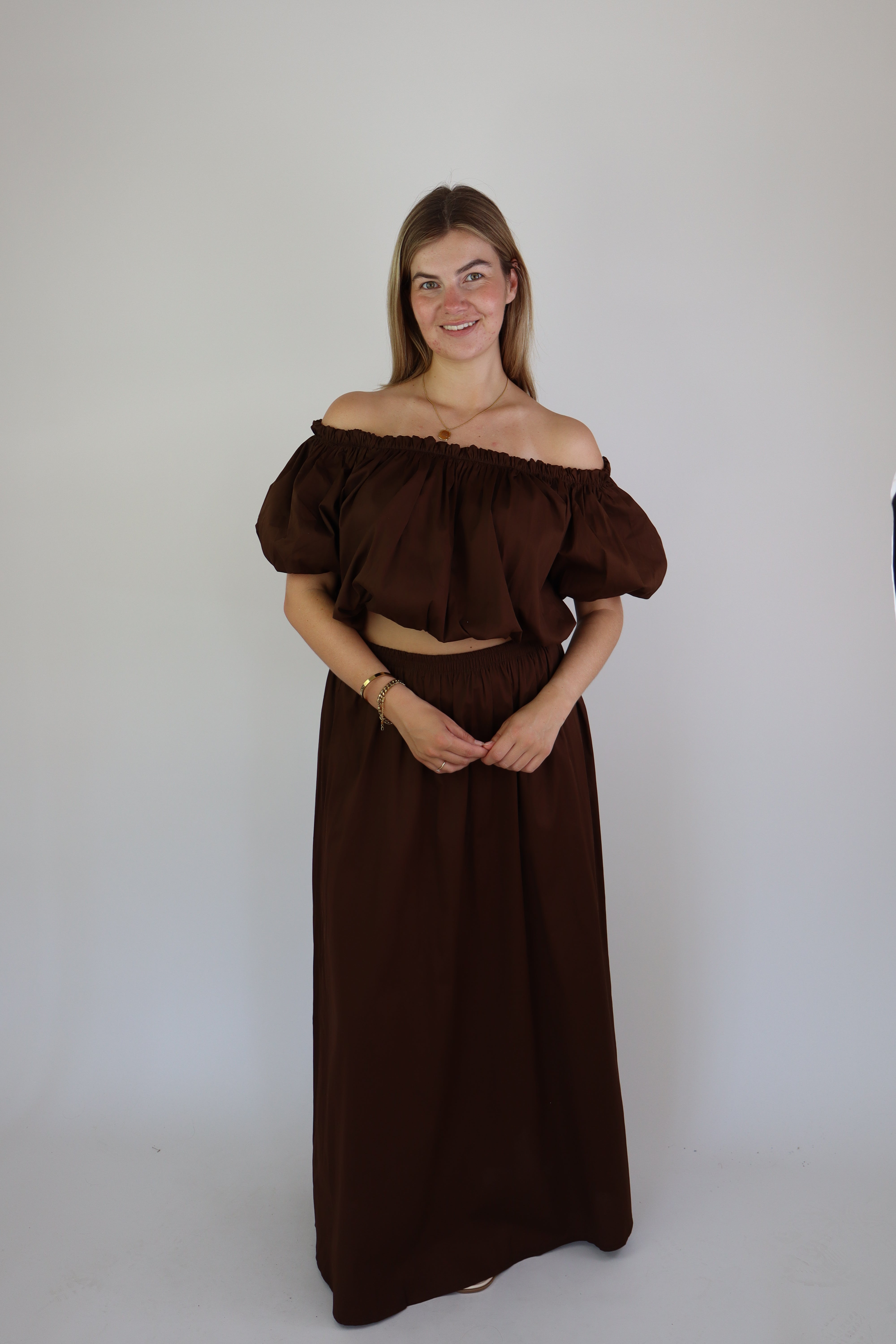 Loes Two Piece Set Brown