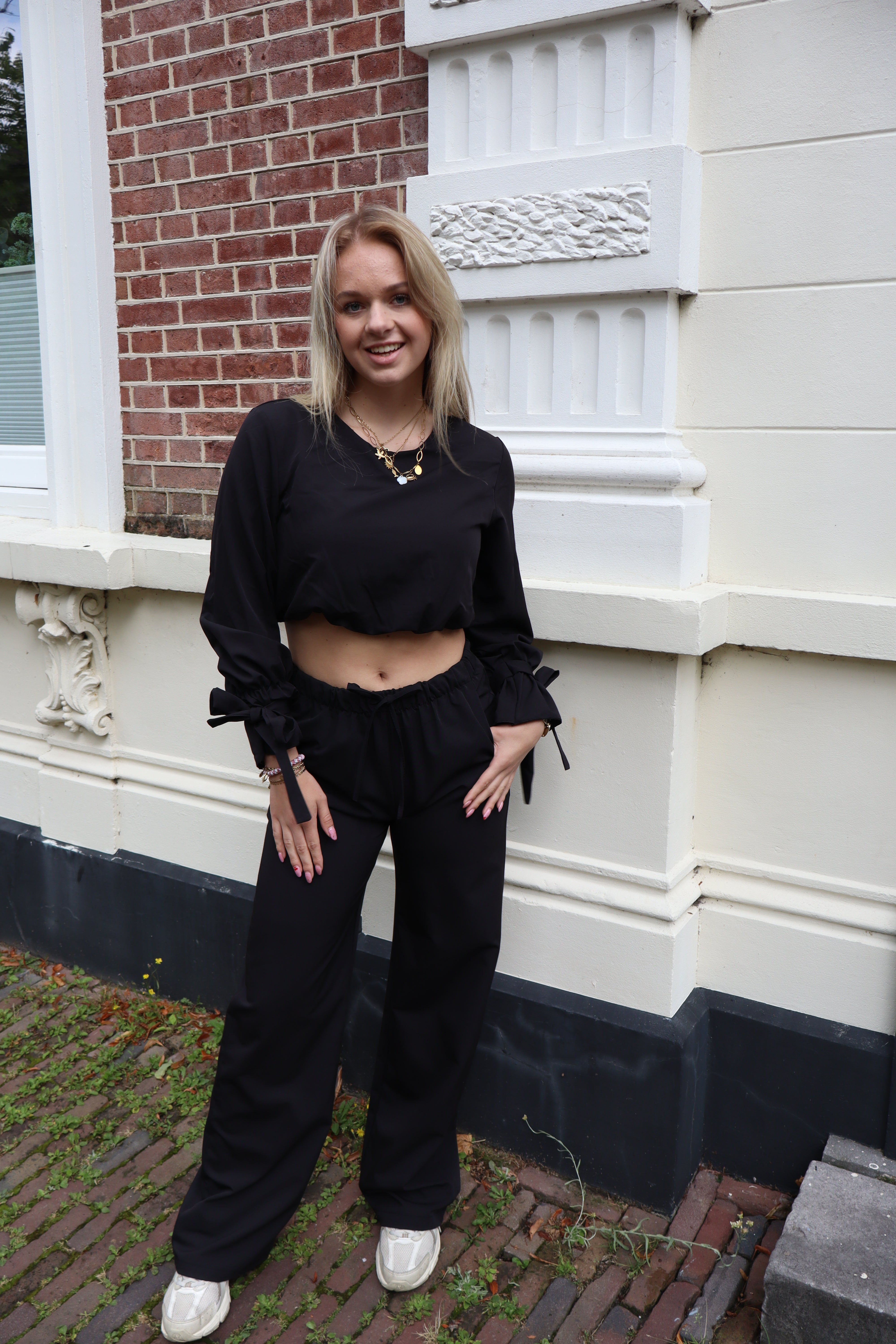 Mia Top Black