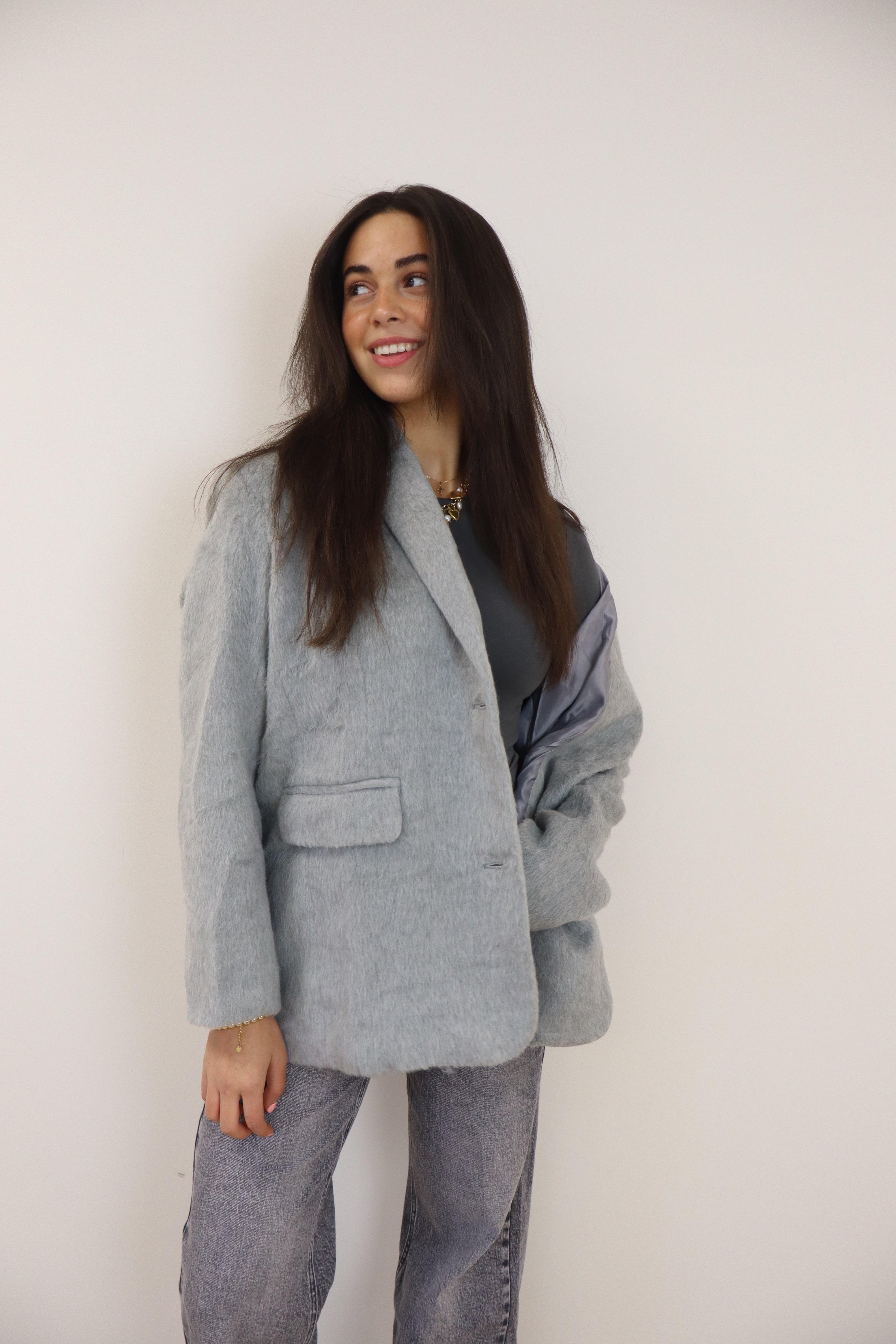 Fluffy Jacket Ambika Grey