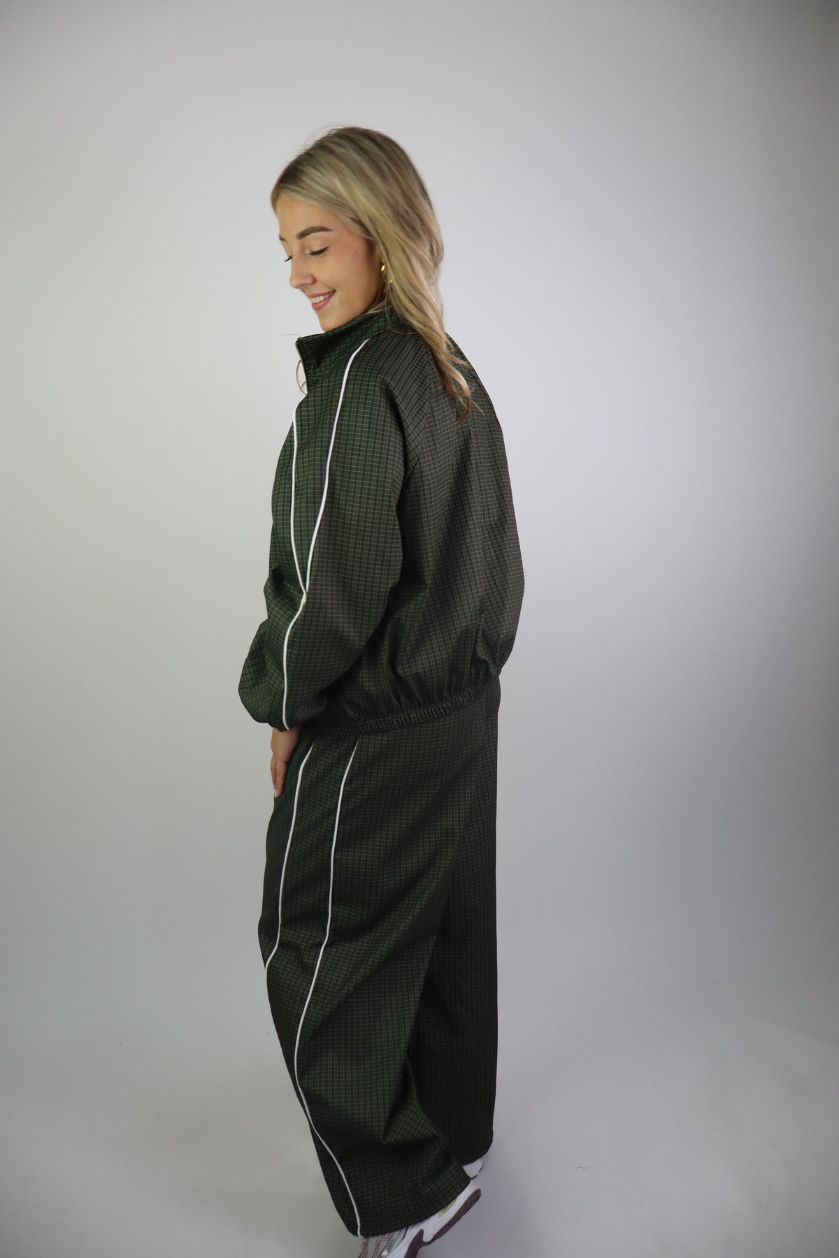 Nova Tracksuit Green