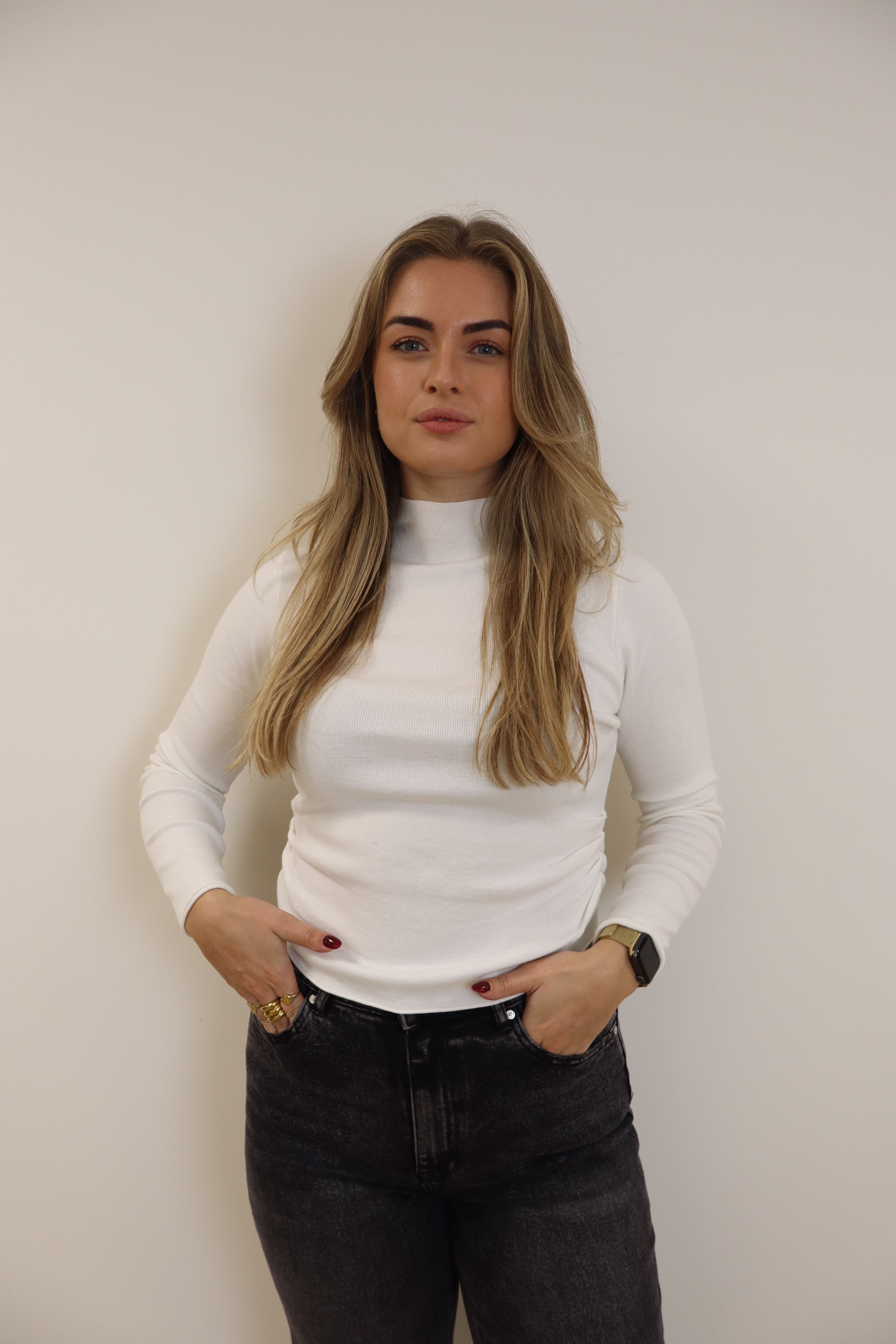 June Basic Top White