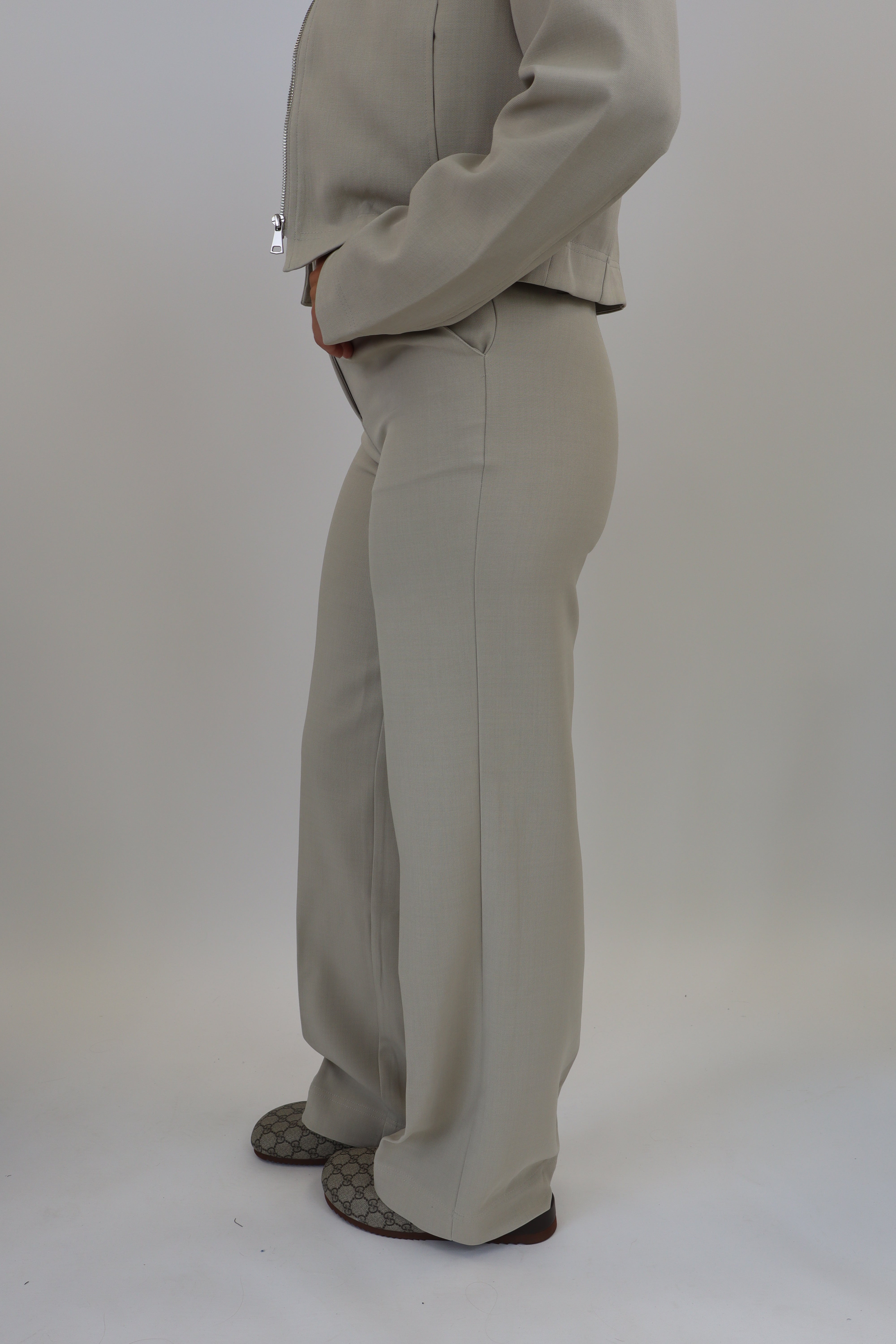 By Kie Pantalon - Khaki