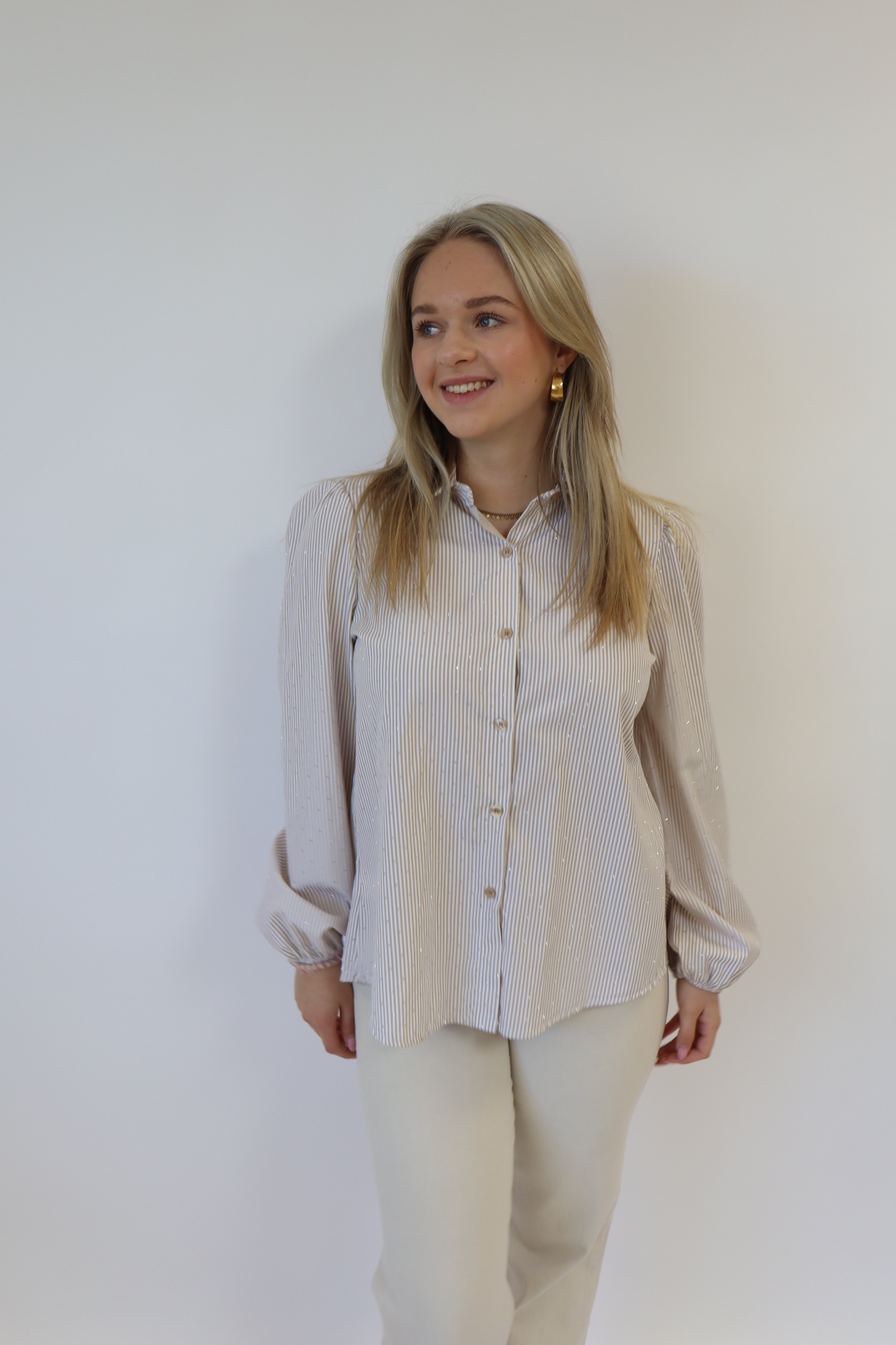 Danthe Split Blouse Glitter Beige