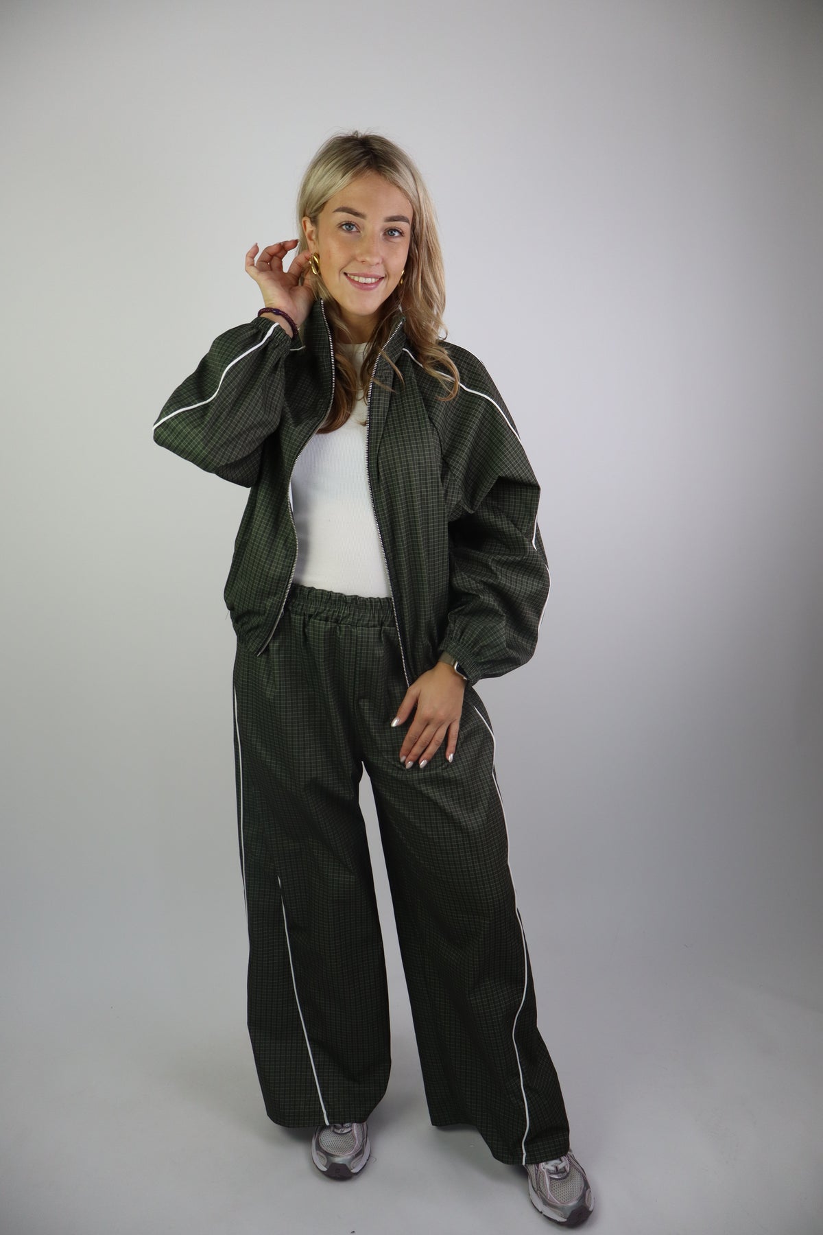 Nova Tracksuit Green