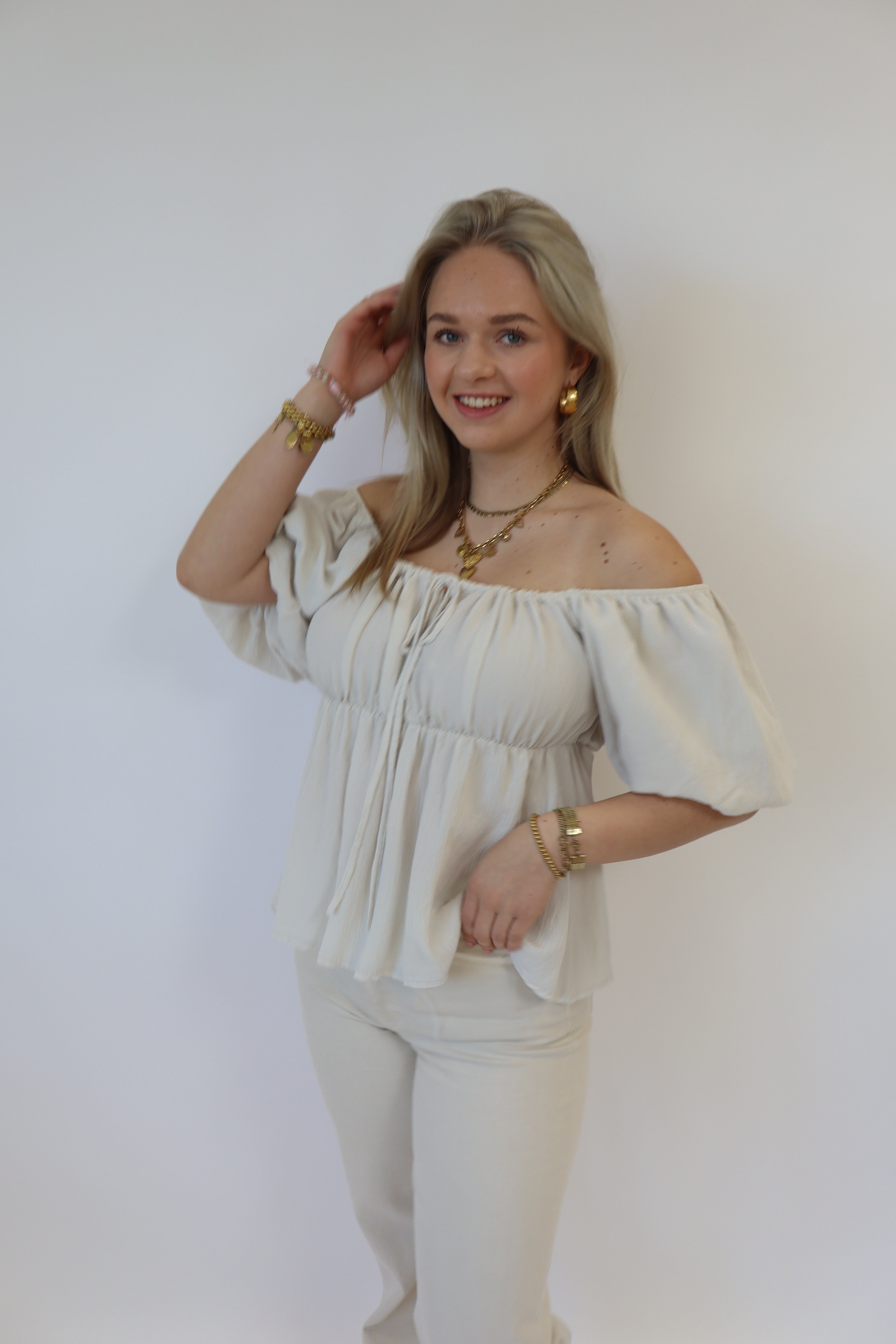 Off Shoulder Top Creme