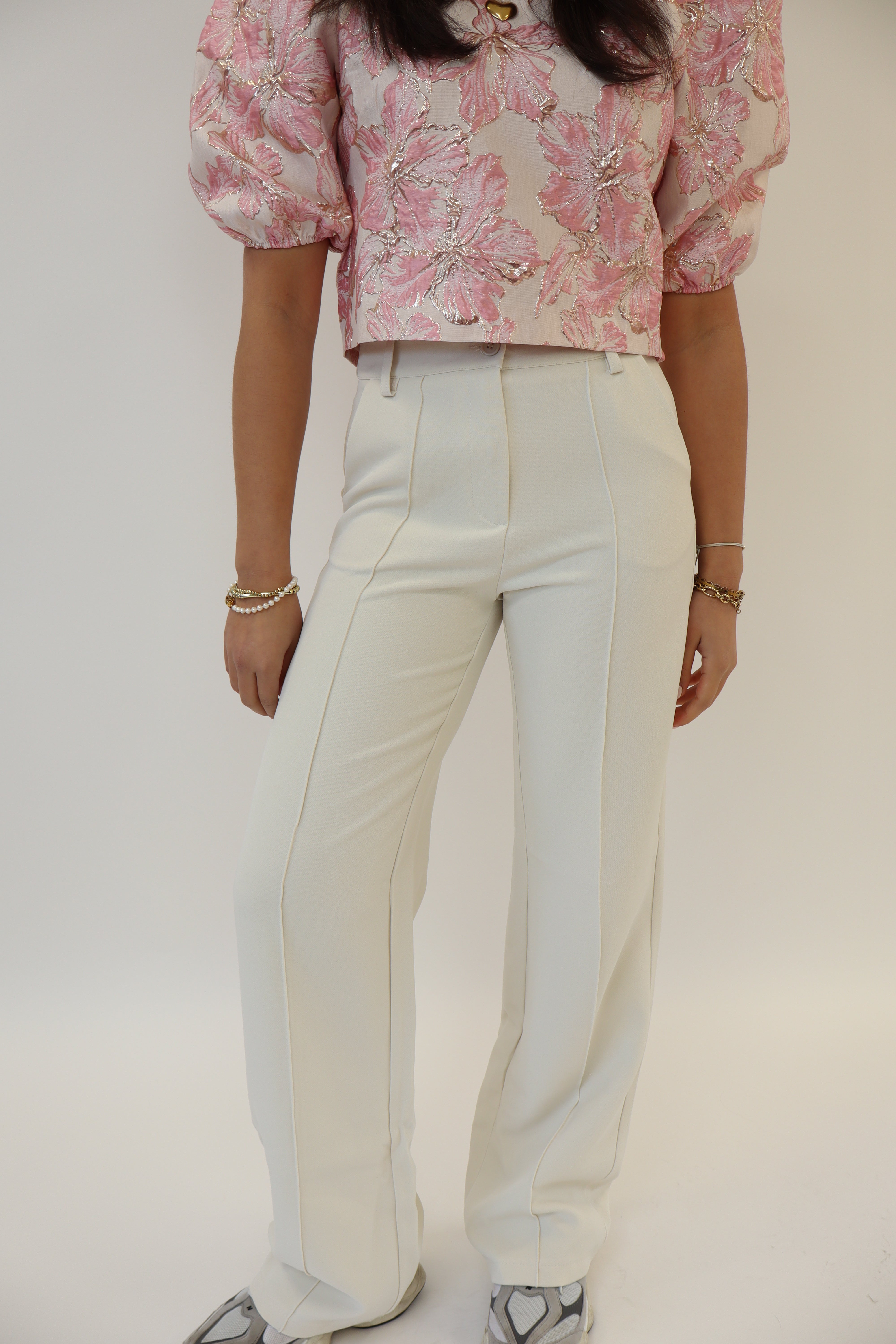 Nové Pantalon Creme
