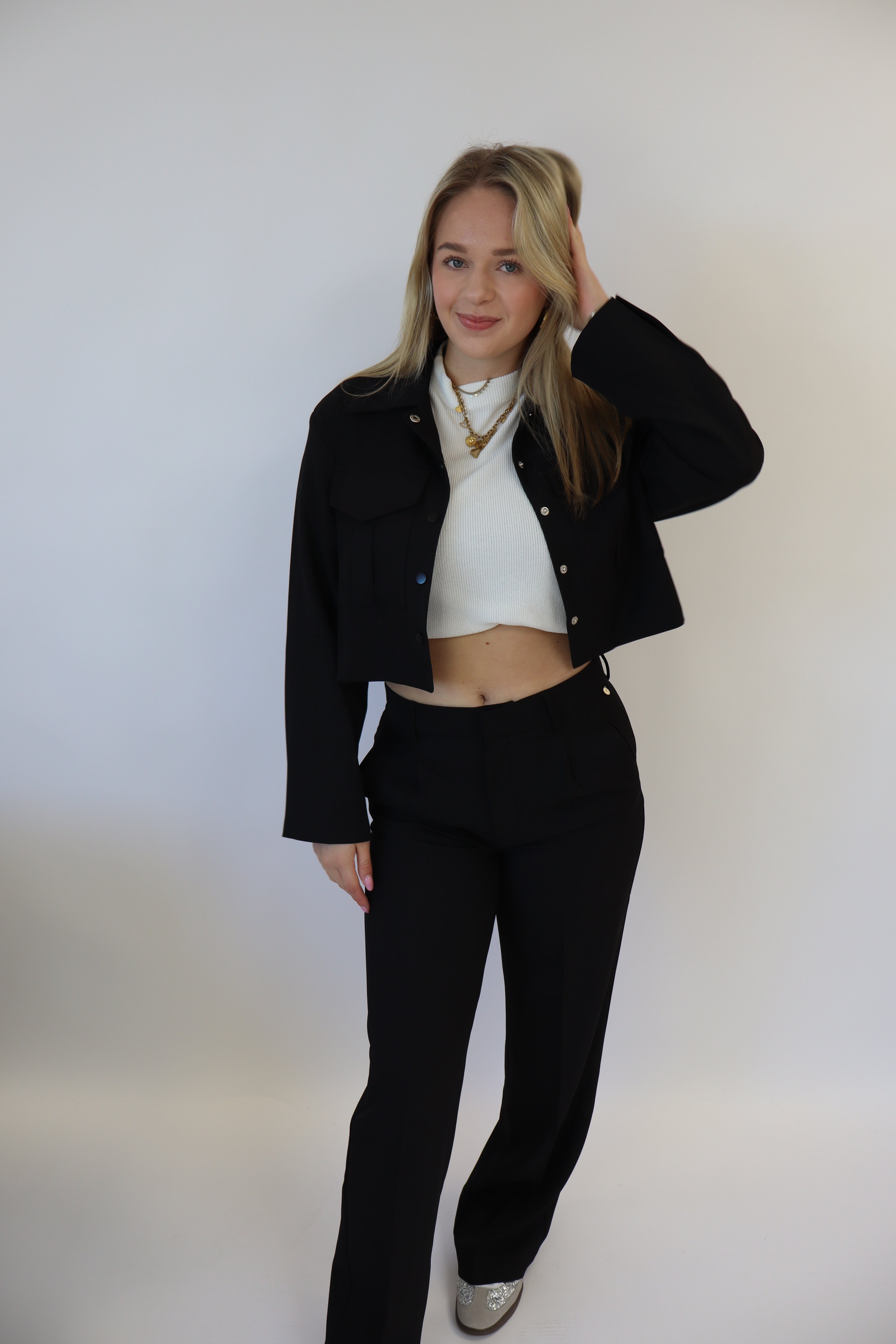 Ambika Studio Cropped Jacket Zwart