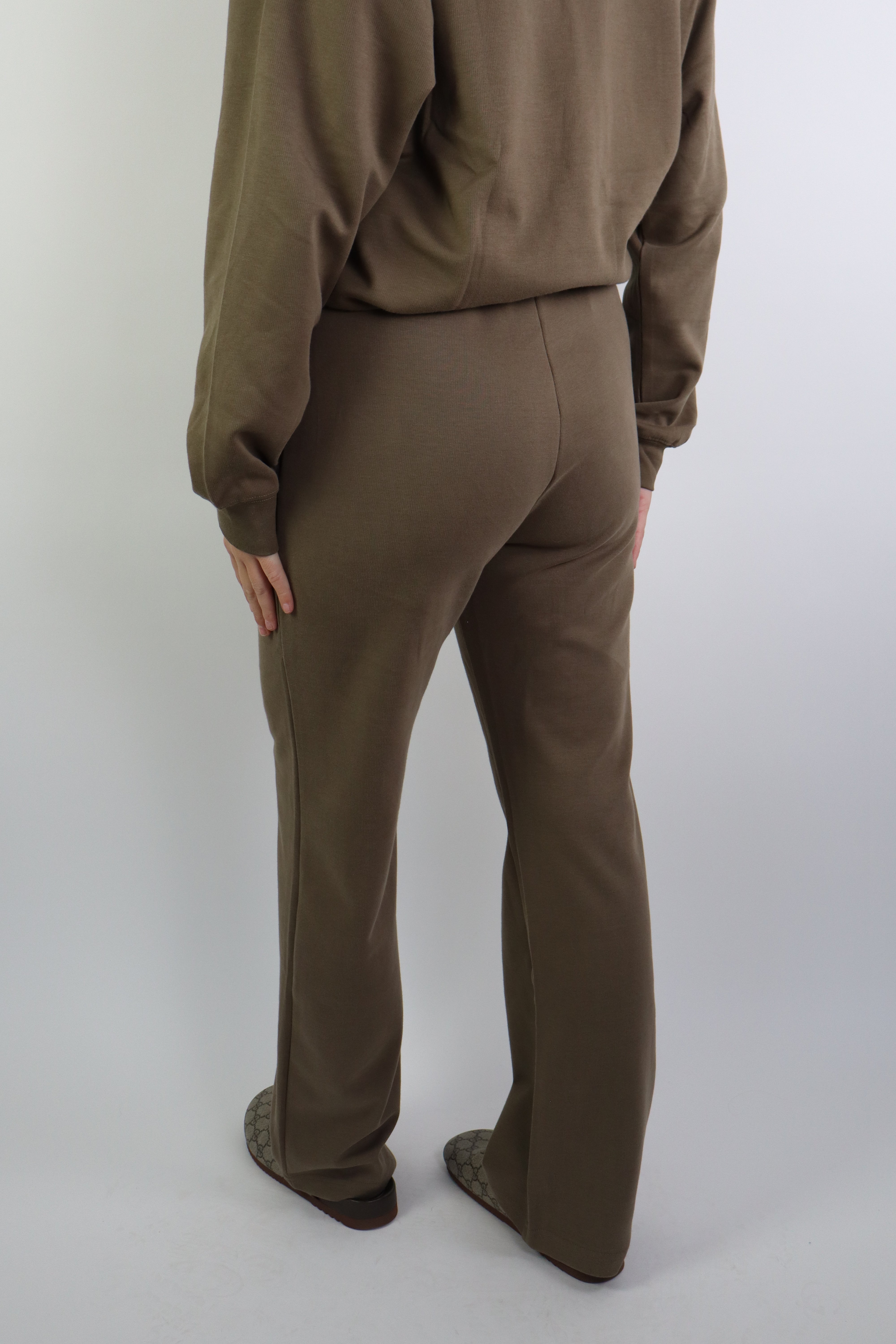 By Kie Basic Pants Dark Taupe