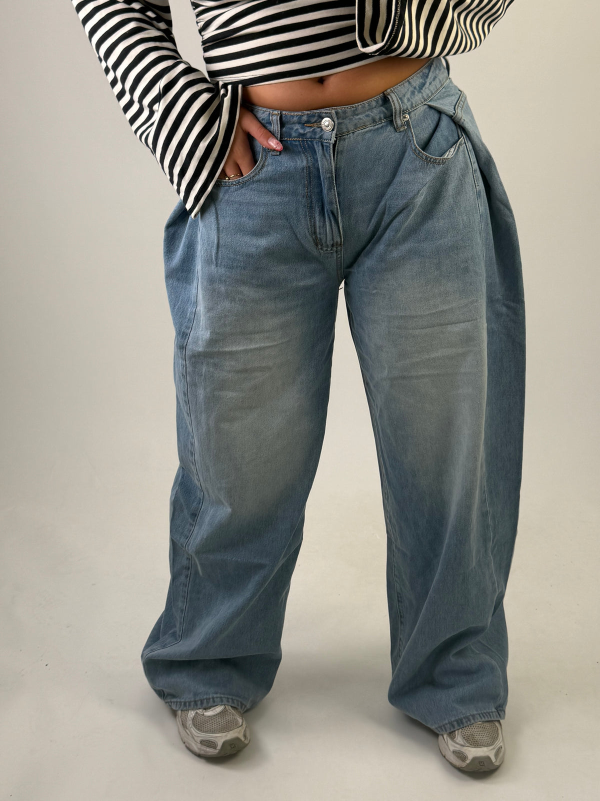 Floor Denim Jeans Light Blue