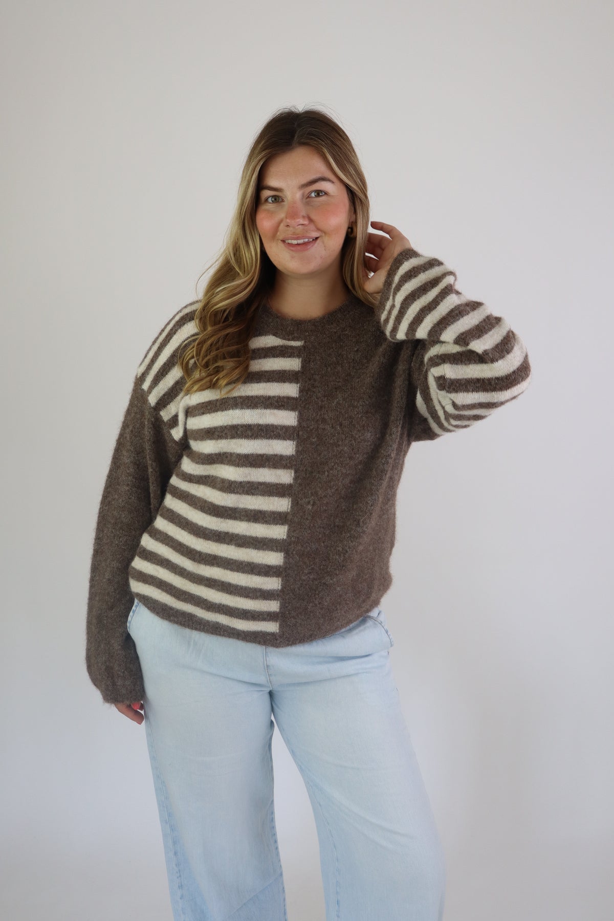 Sofie Striped Sweater Brown