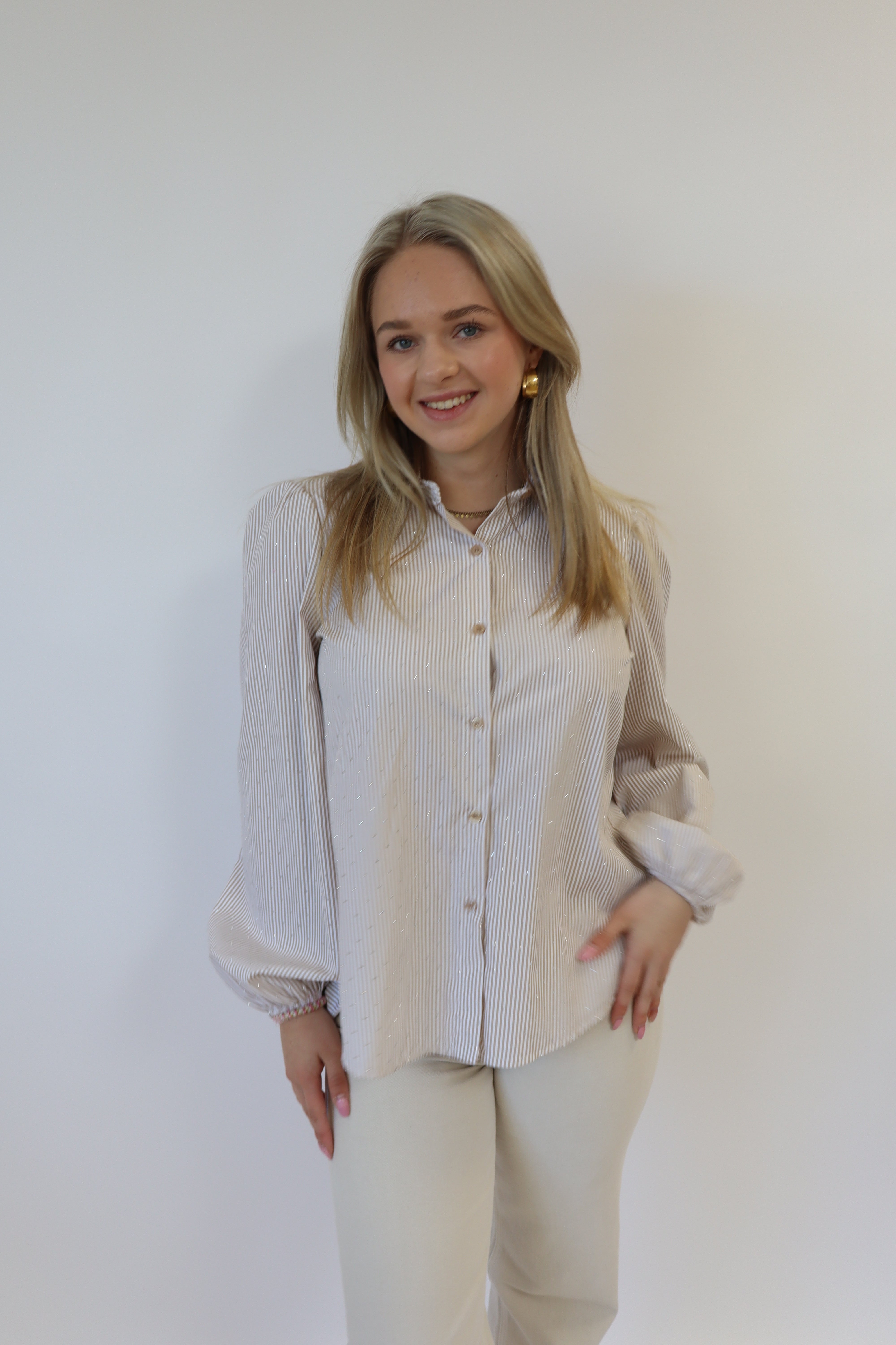 Danthe Split Blouse Glitter Beige