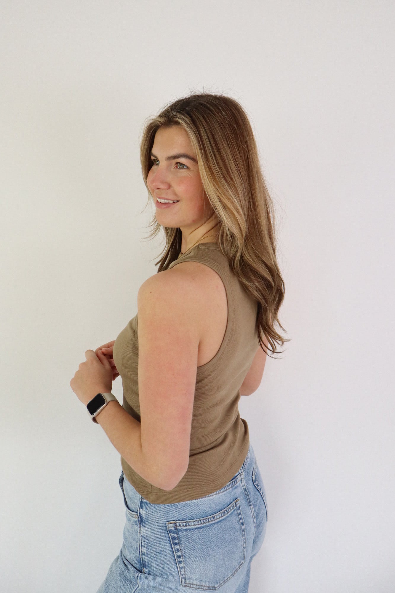 By Kie Basic Tanktop Taupe