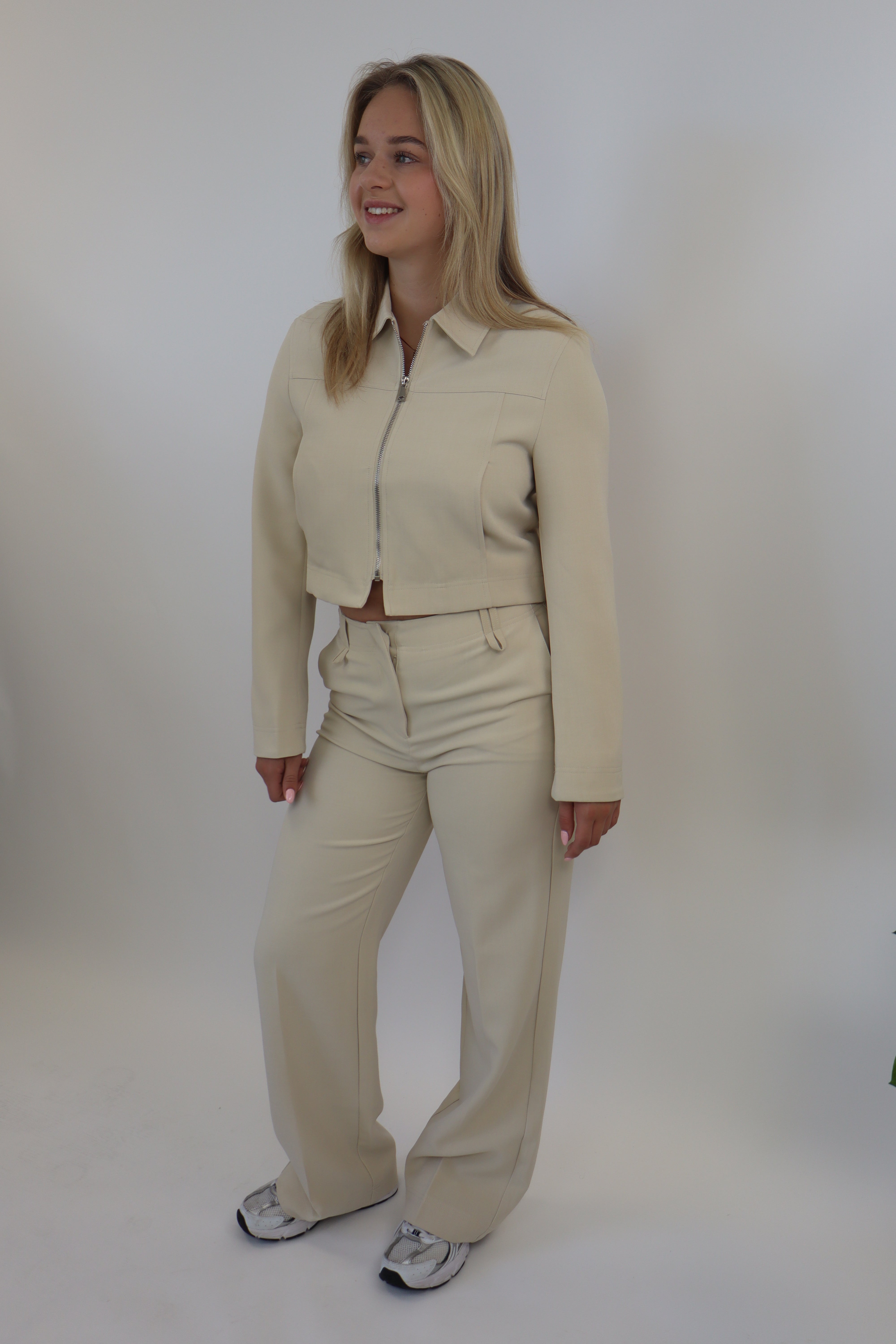By Kie Pantalon - Beige