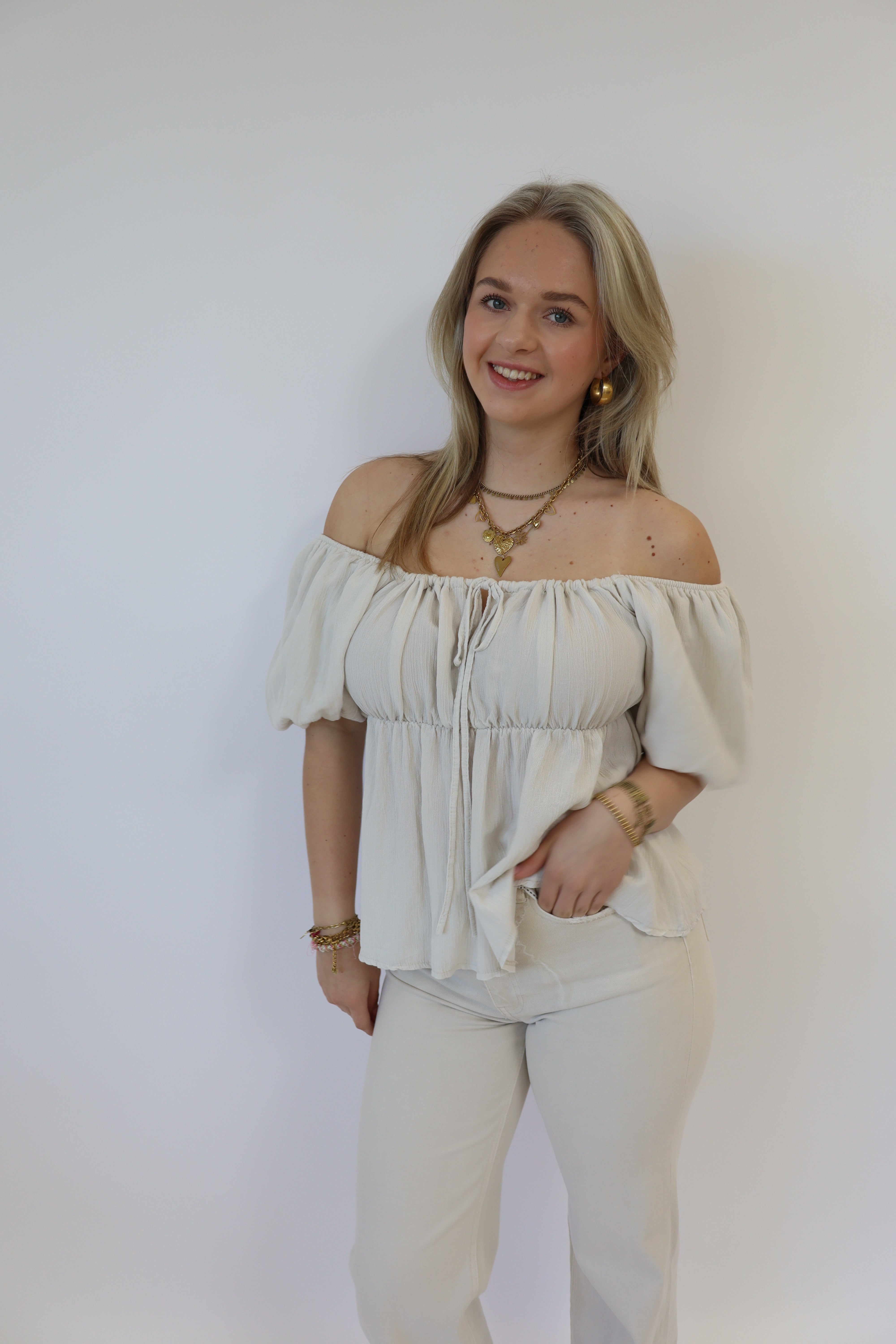 Off Shoulder Top Creme