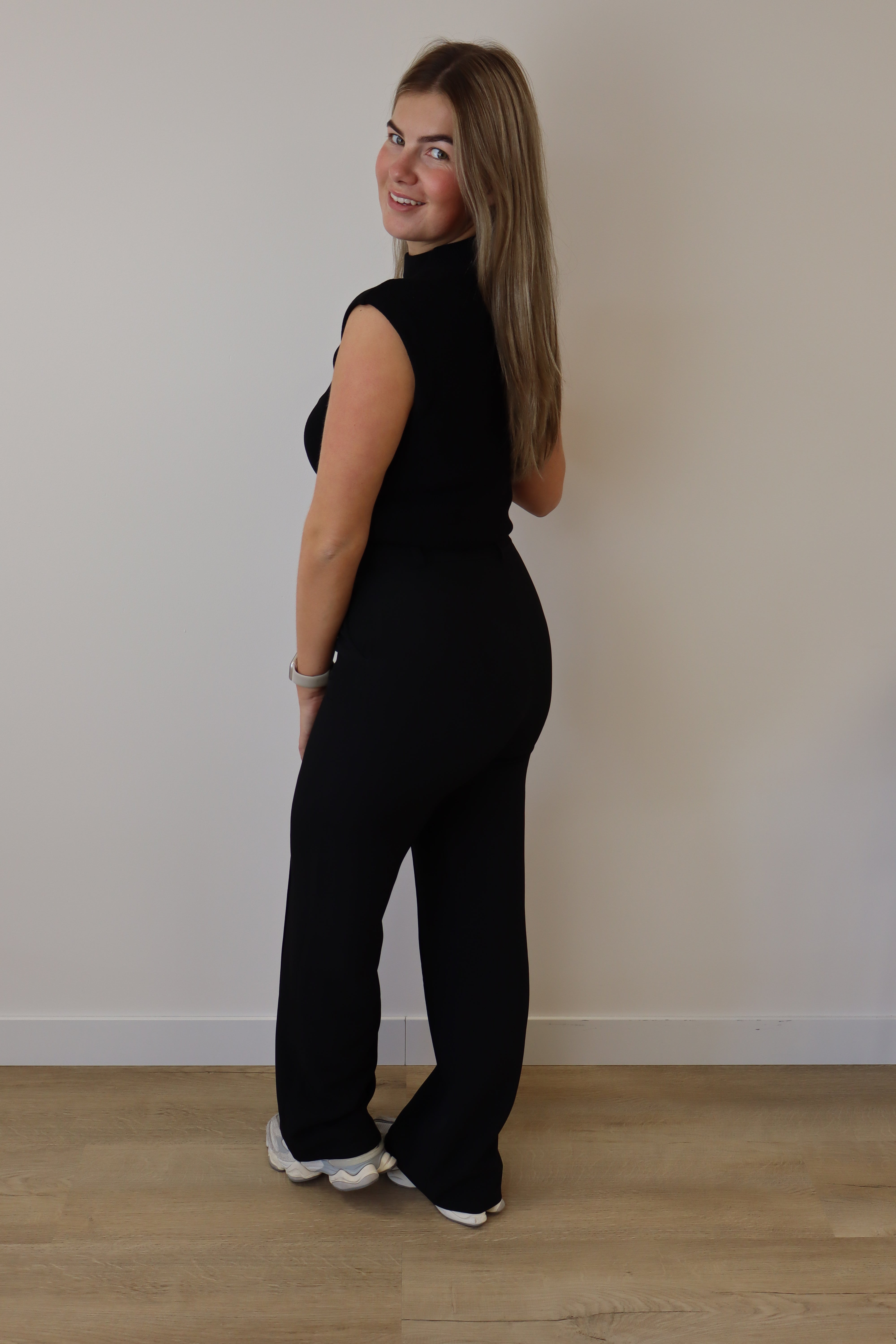 Nové Pantalon Black