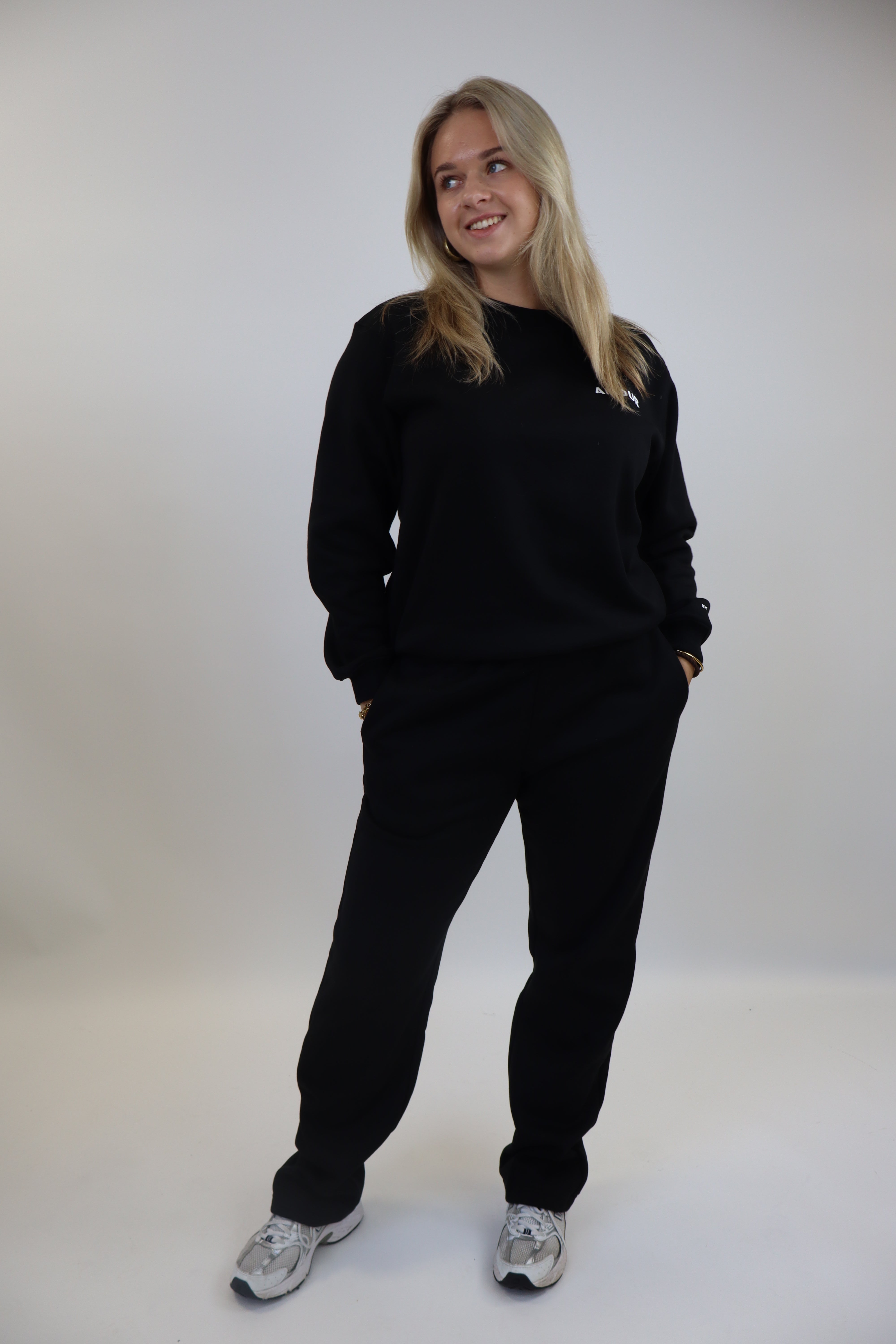 By Kie Jogger - Black