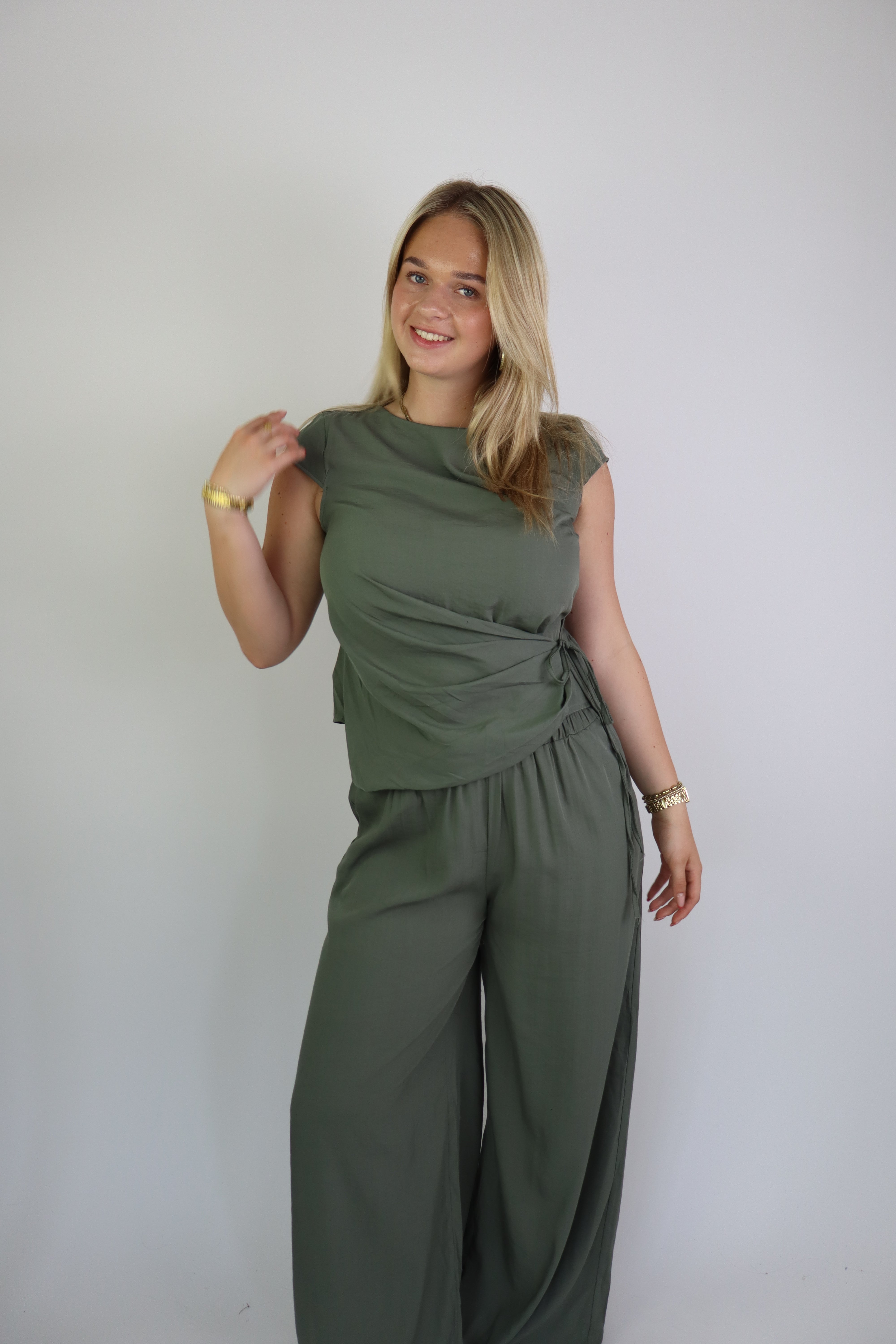 Sabrina Two Piece Set Army Green
