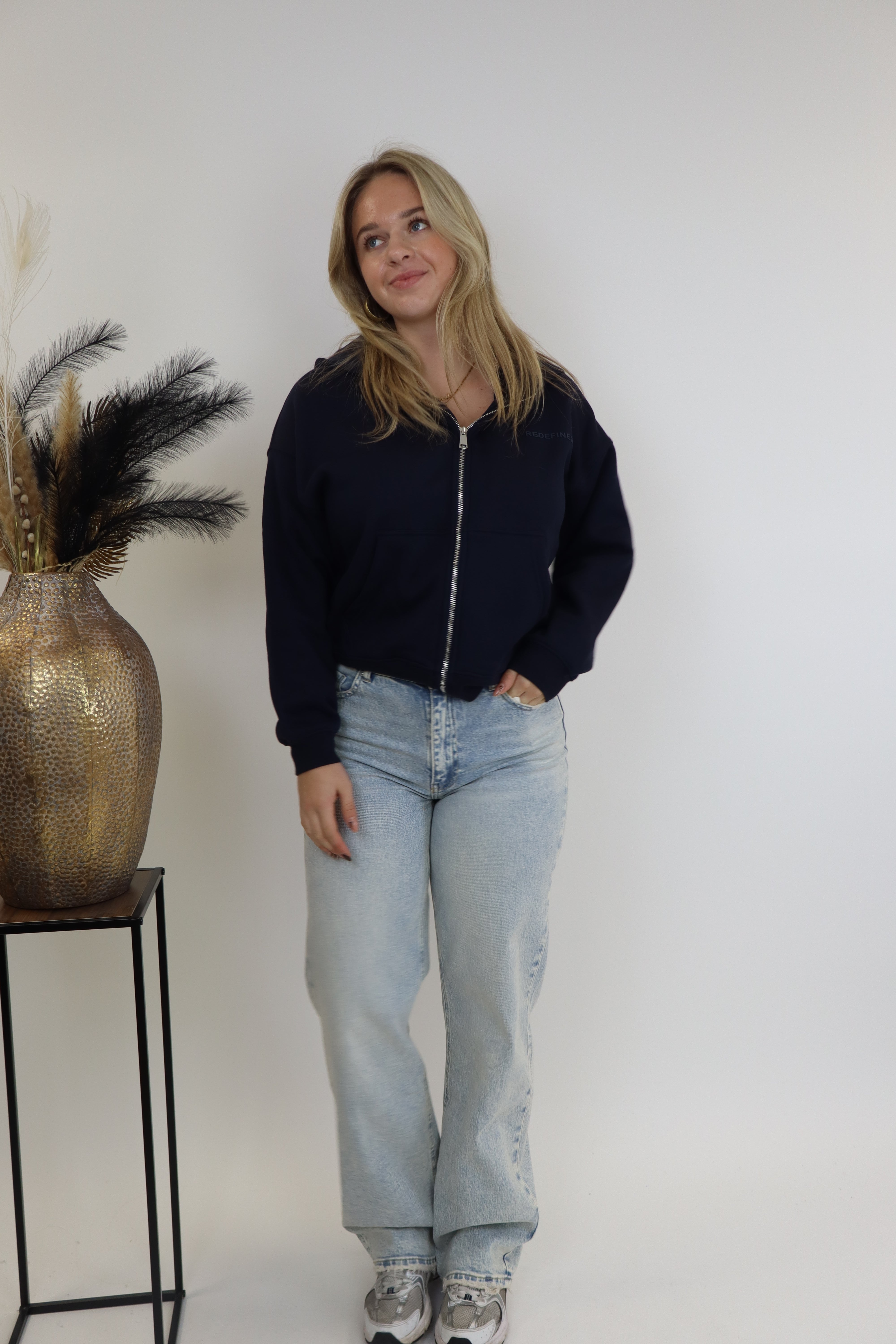 Thyrsa Wide Leg Jeans W3791