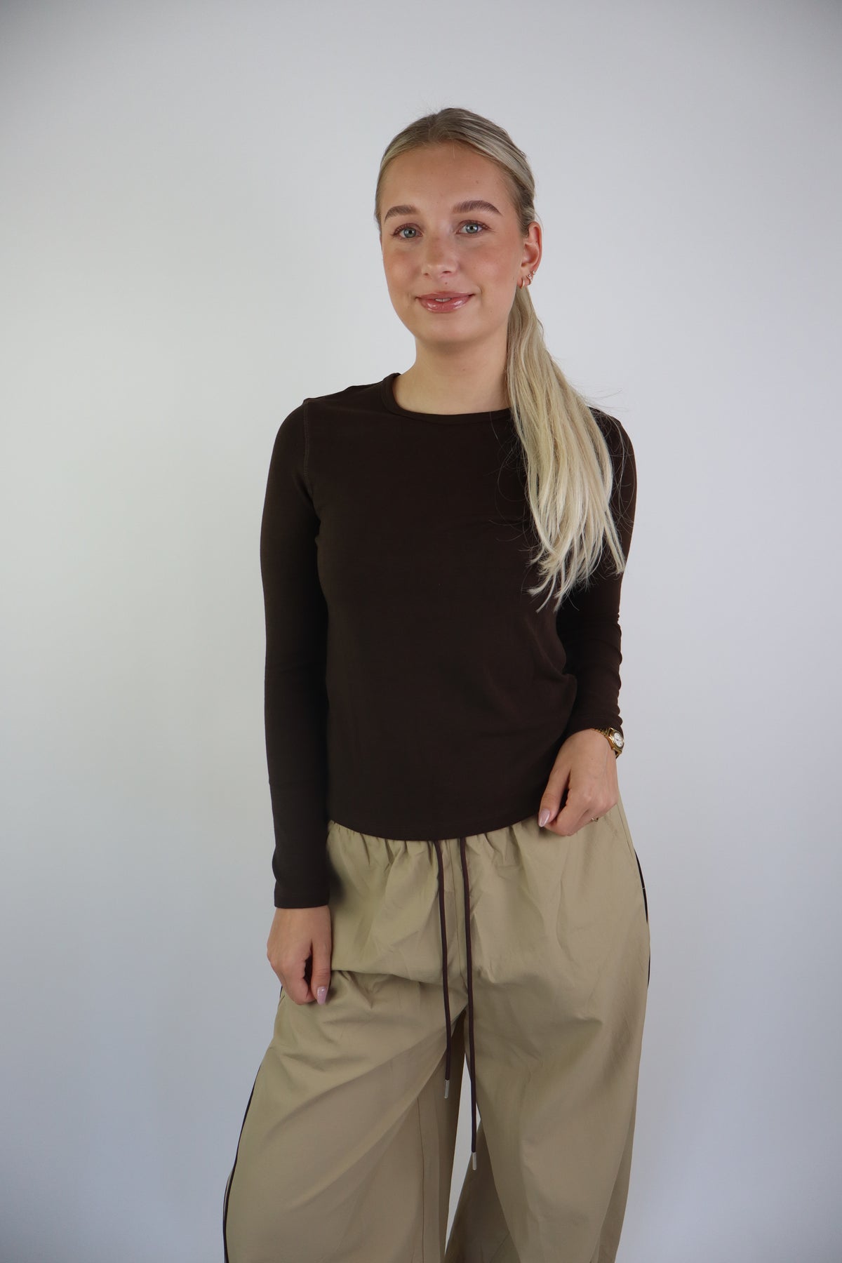 Ambika Willow Basic Bruin