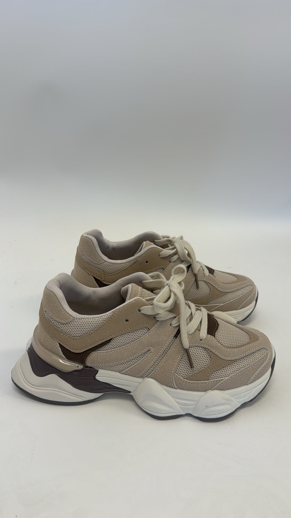 Ruby Sneakers Beige