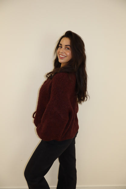 Cozy Bow Knit Bordeaux