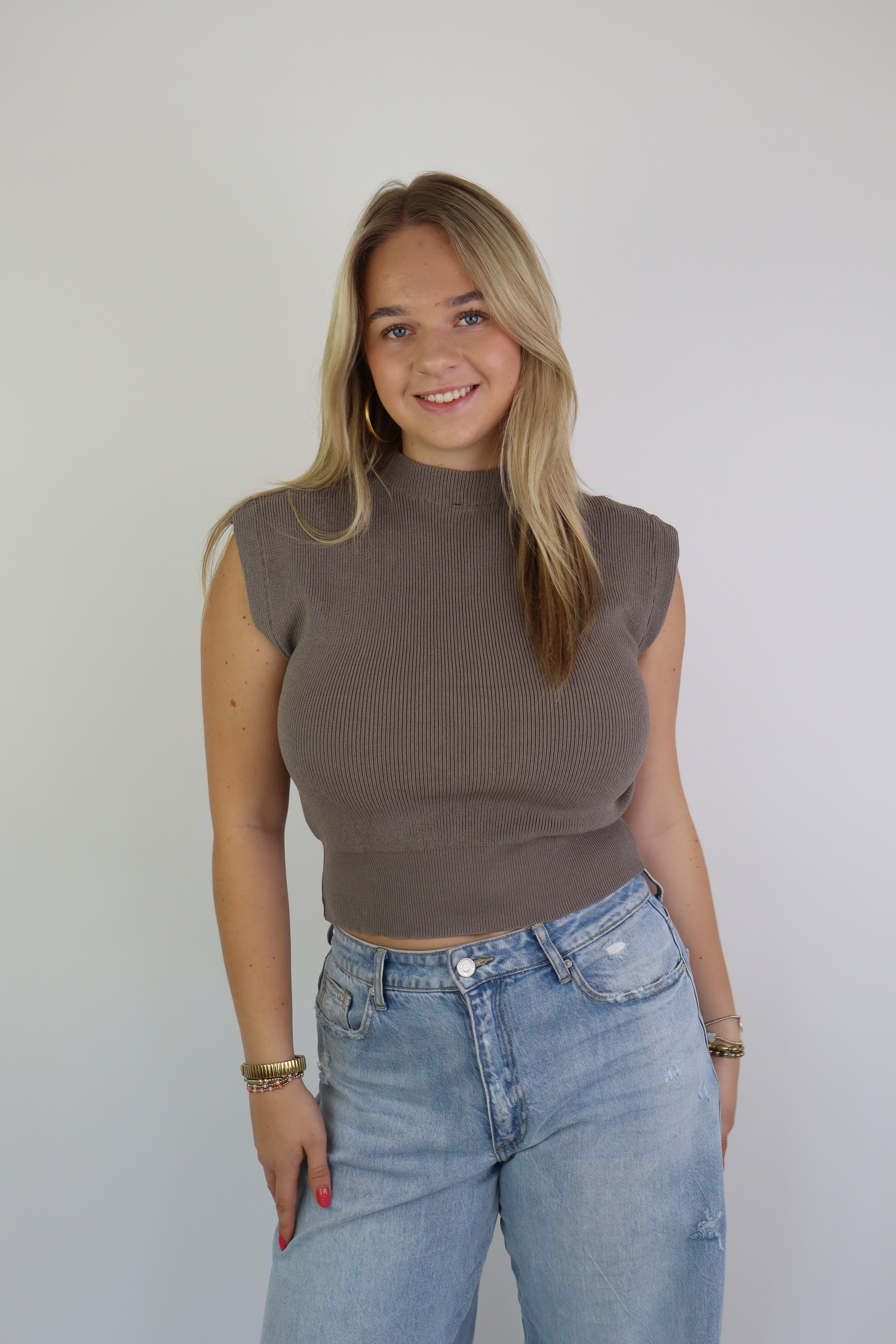 Meavy Top Taupe