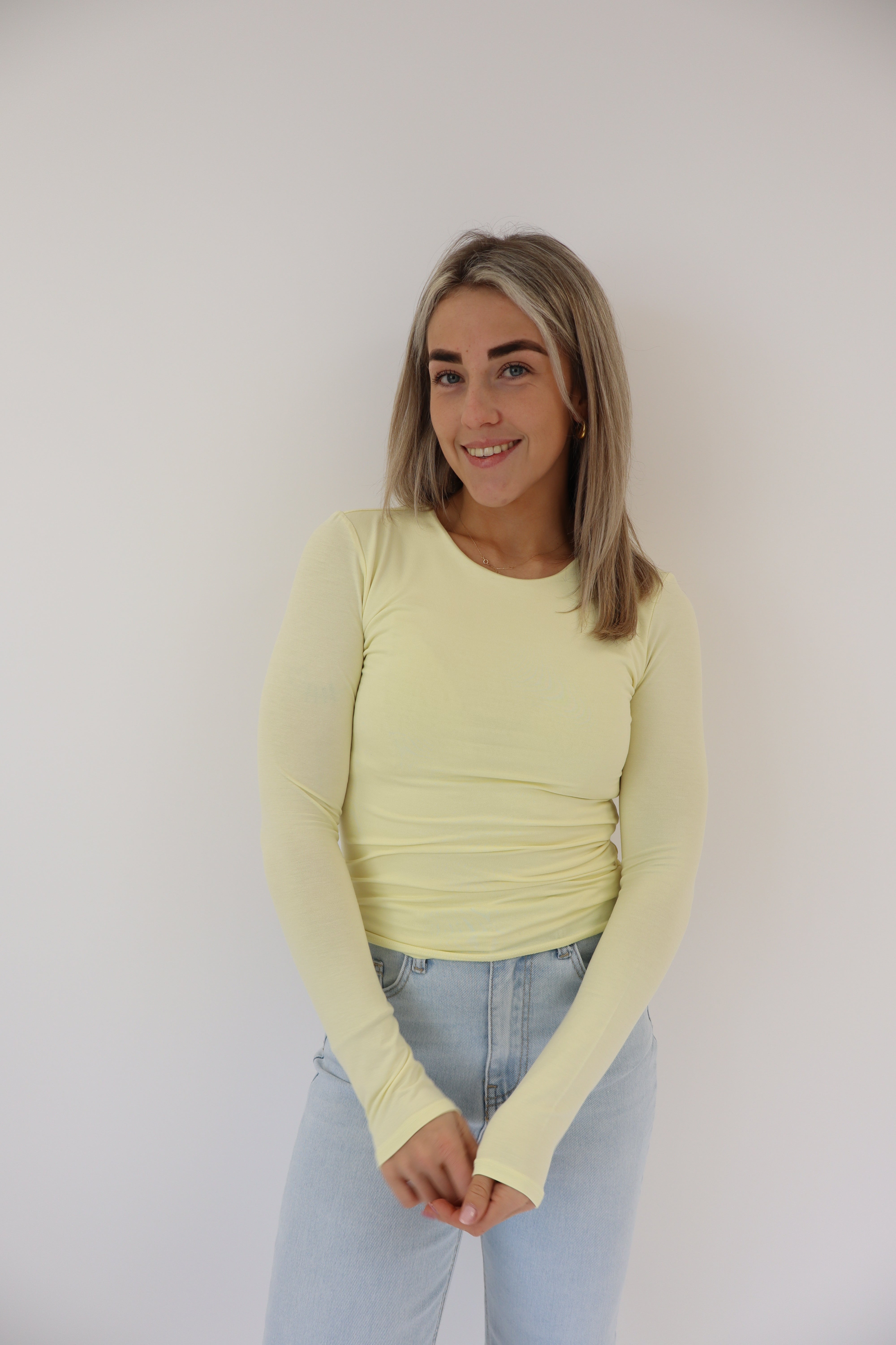 Kyra Basic Top Geel