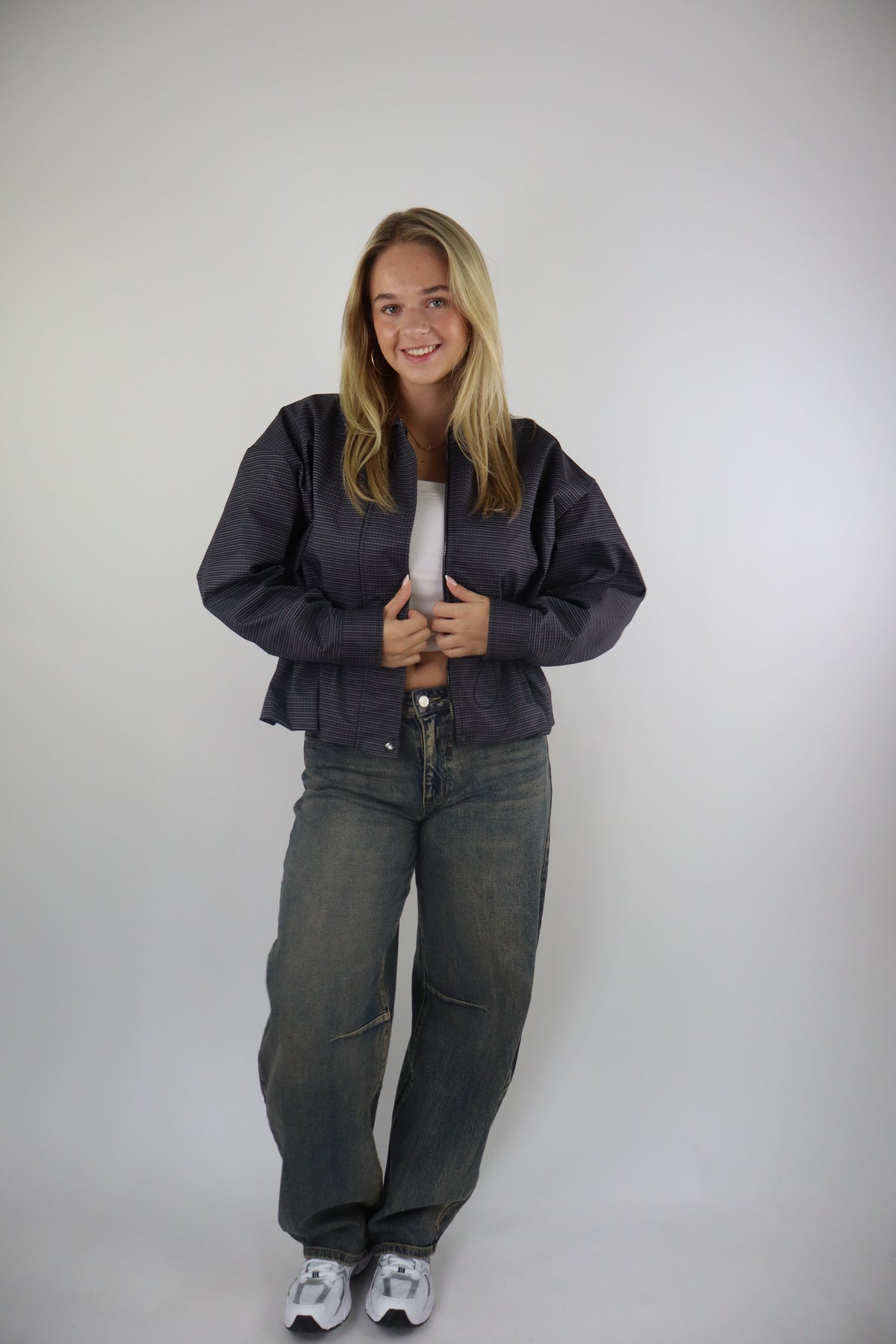 Jolein Dark Washed Barrel Jeans W3717-10