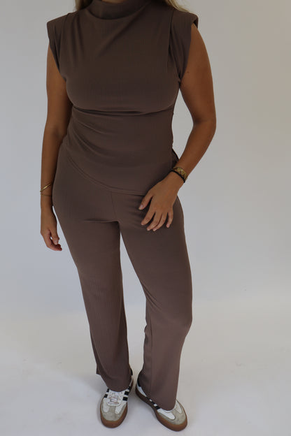 Two Piece Set Taupe