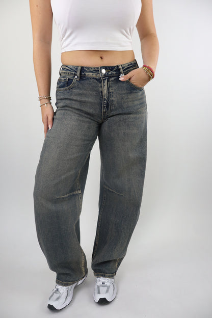 Jolein Dark Washed Barrel Jeans W3717-10