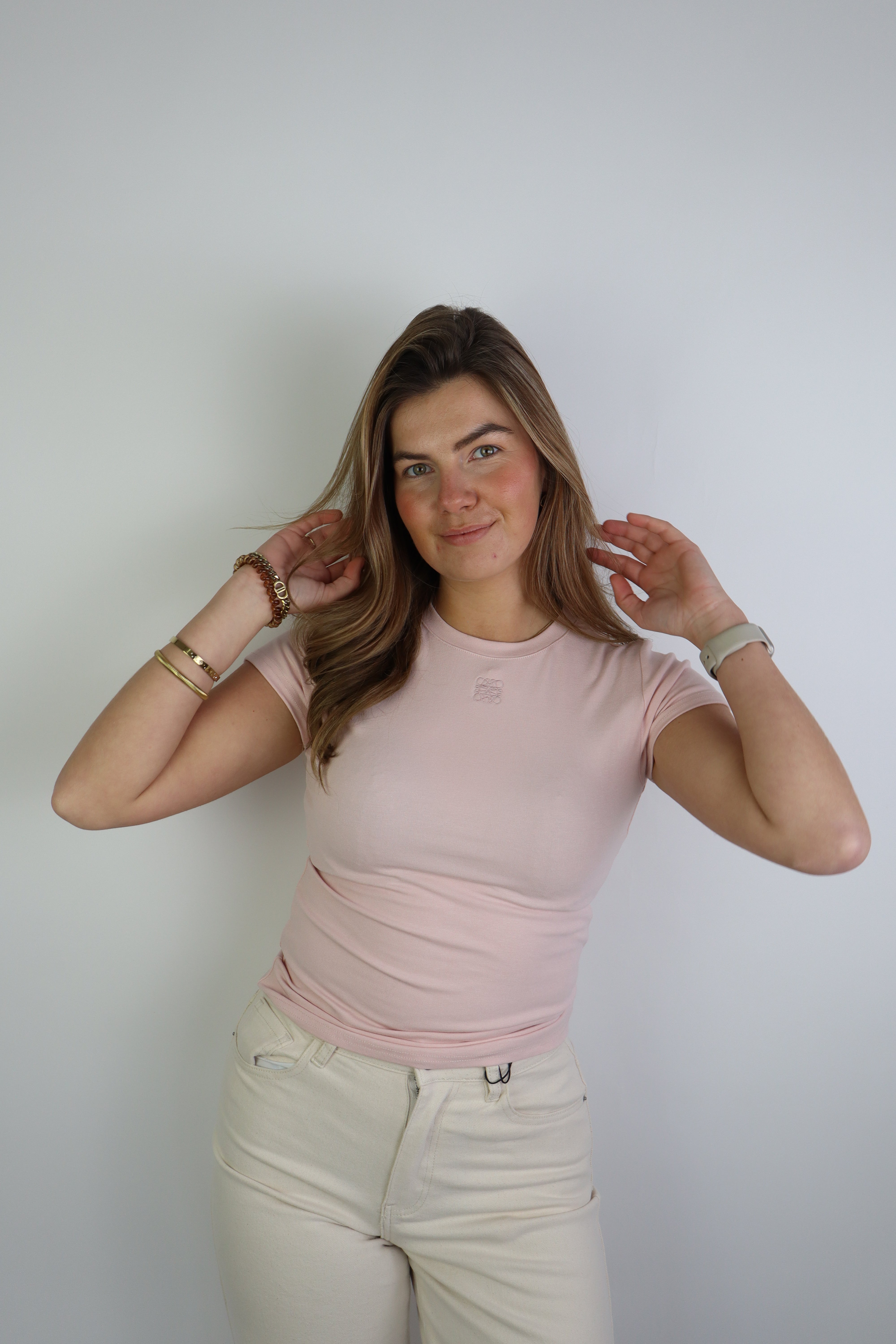 Carmen Logo Tee Roze