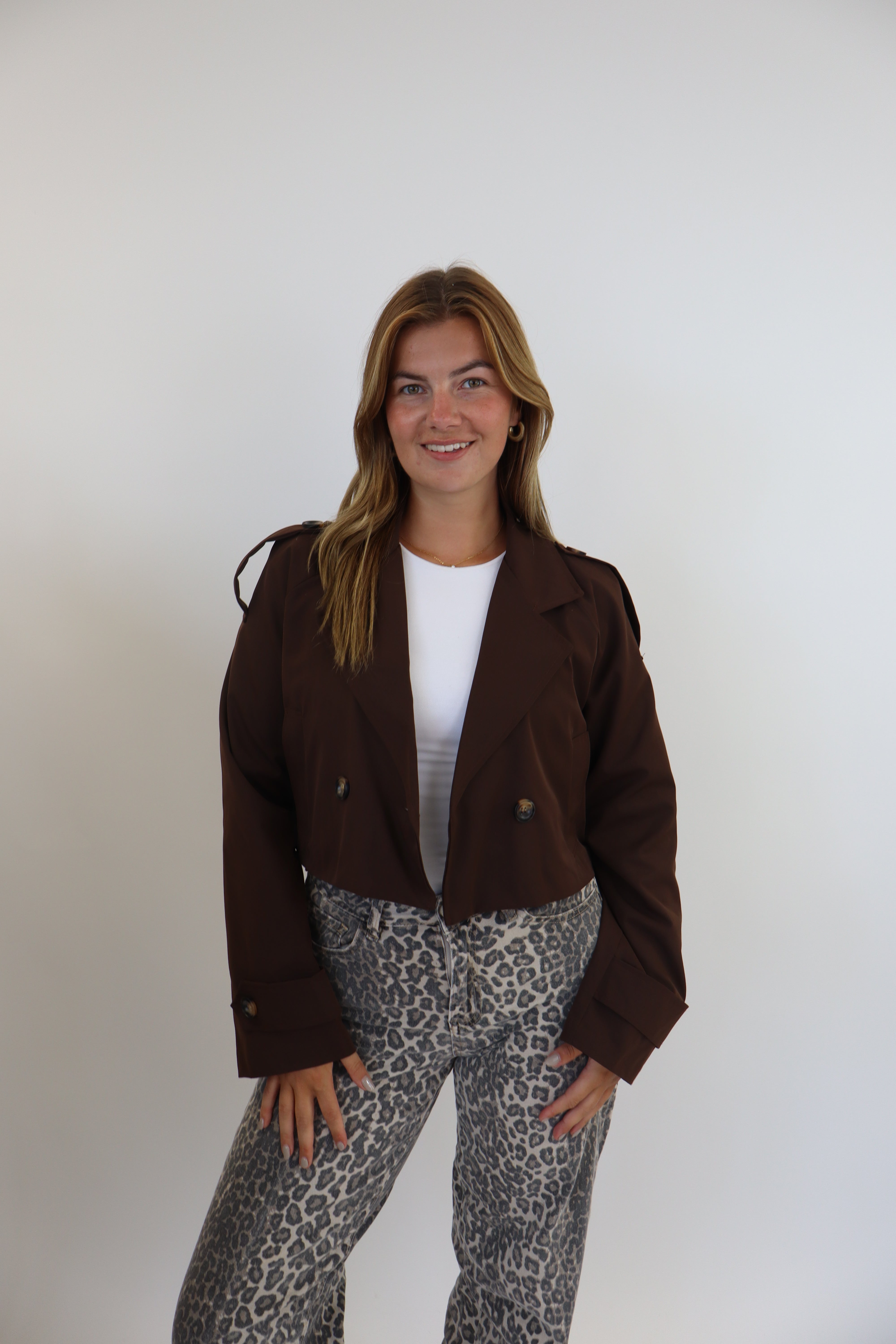 Lieke Cropped Trench Coat - Brown