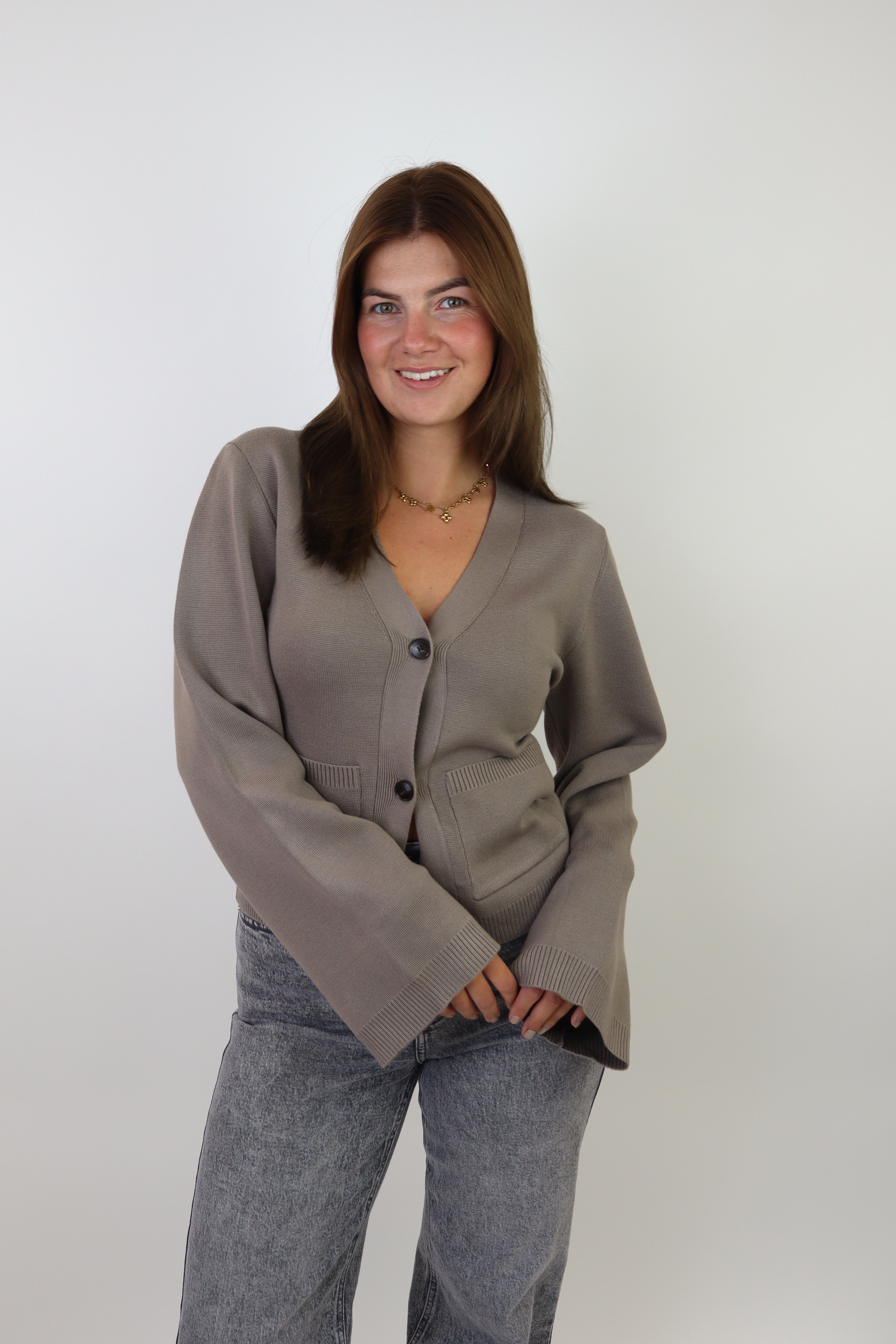 Suzie Cardigan Taupe
