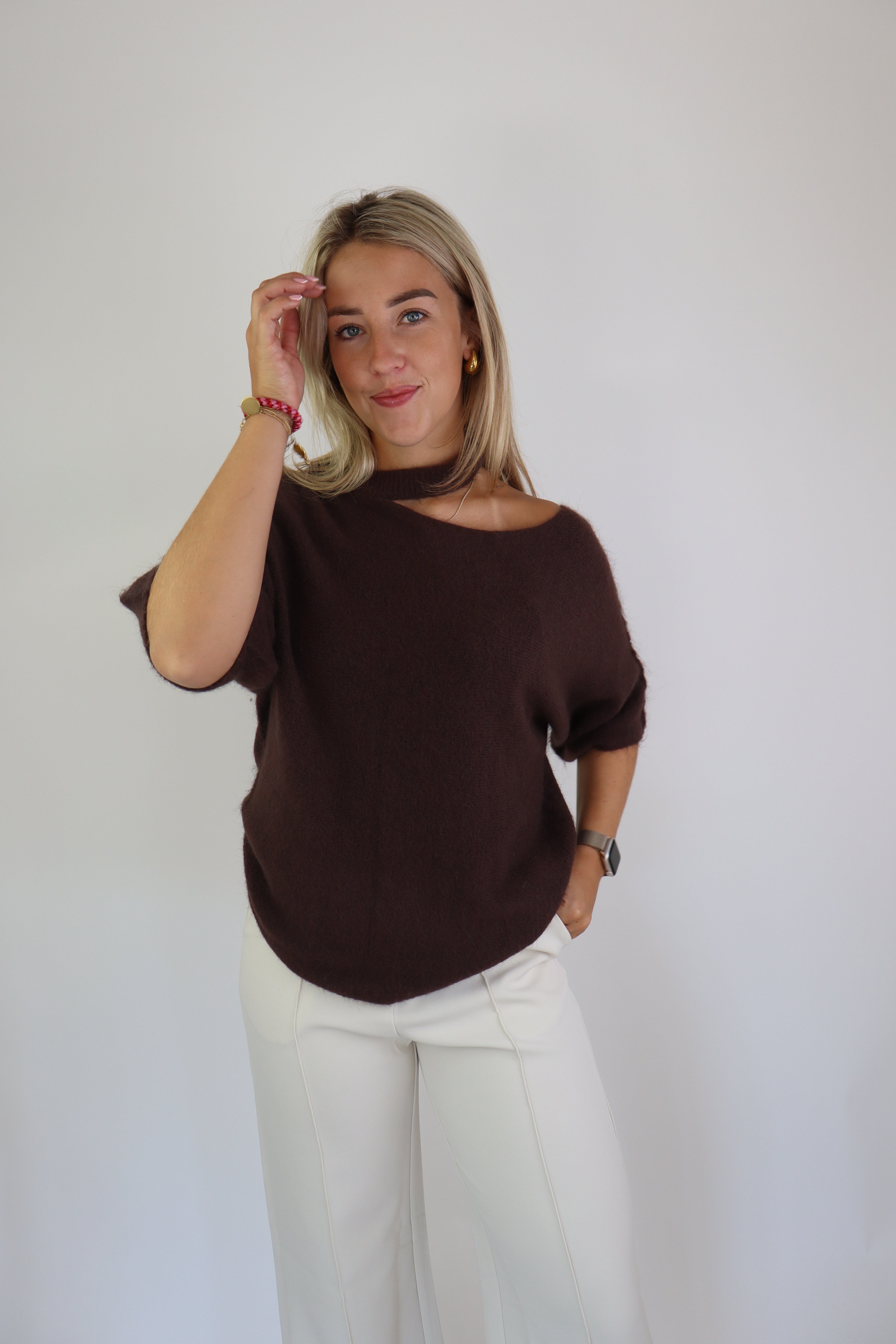 Chenelle Open Shoulder Top Brown