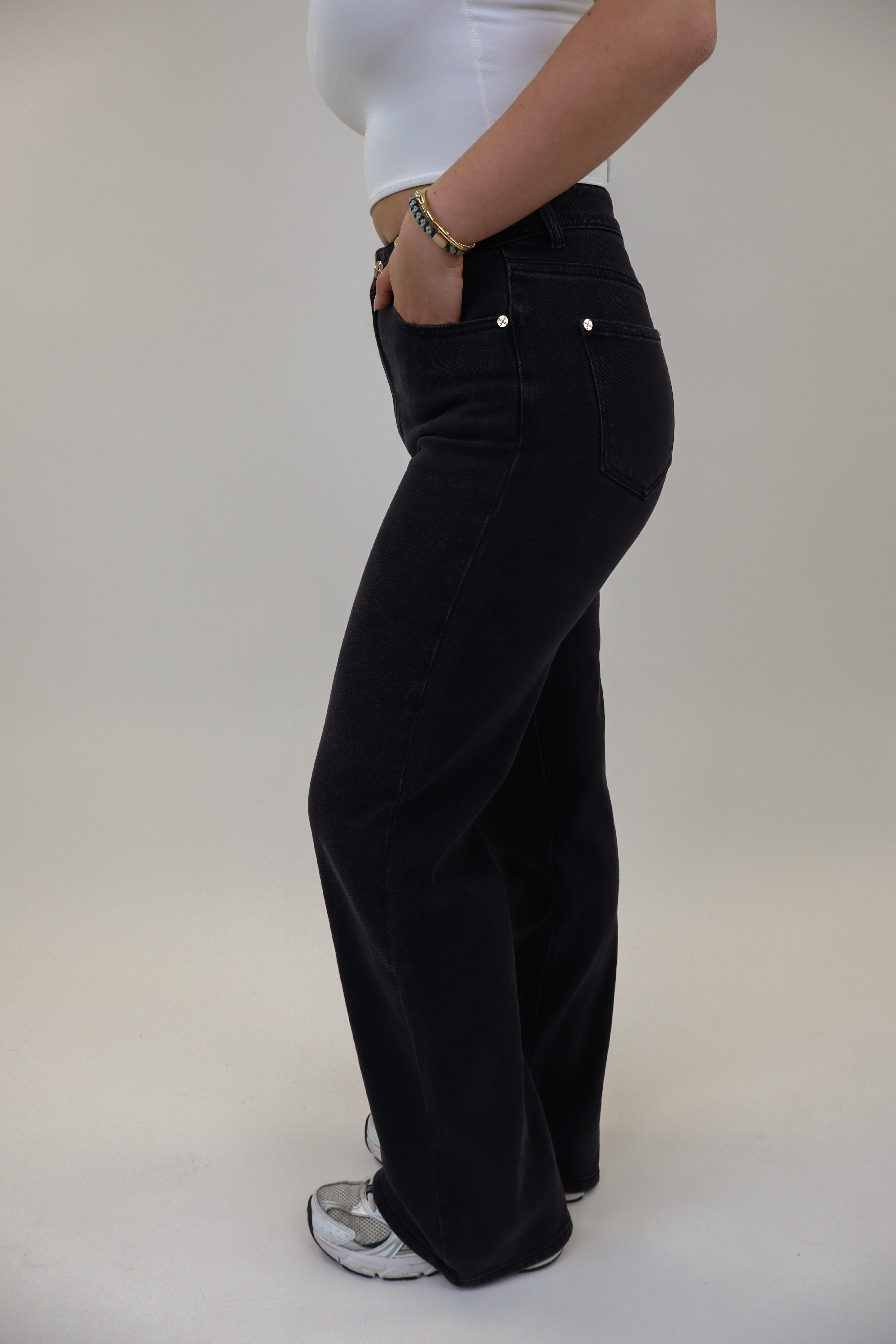 Suzan Wide Leg Jeans | Zwart W3368