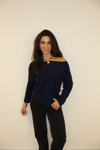 Basic Off Shoulder Top Navy