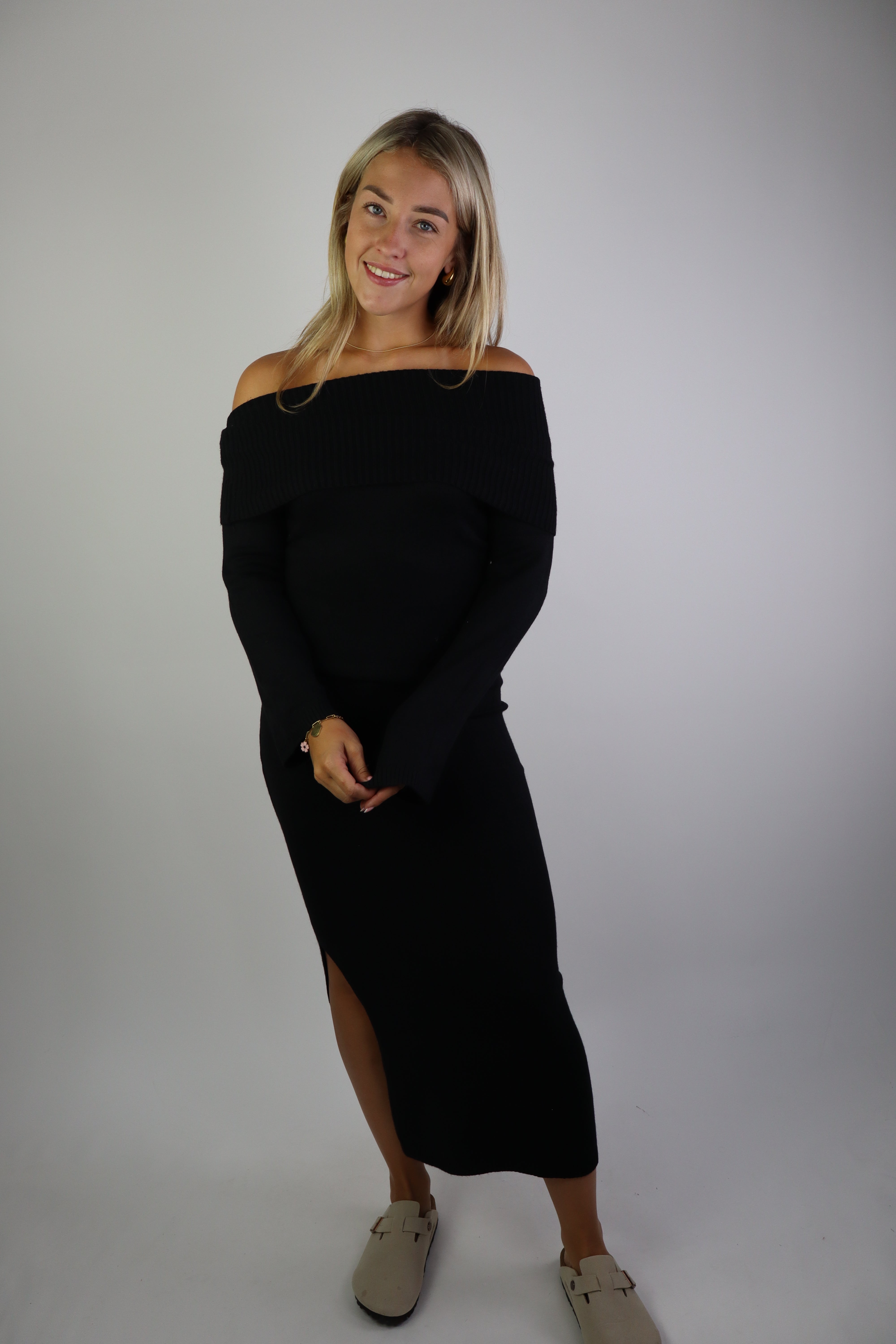 Ceyda Off Shoulder Dress Black