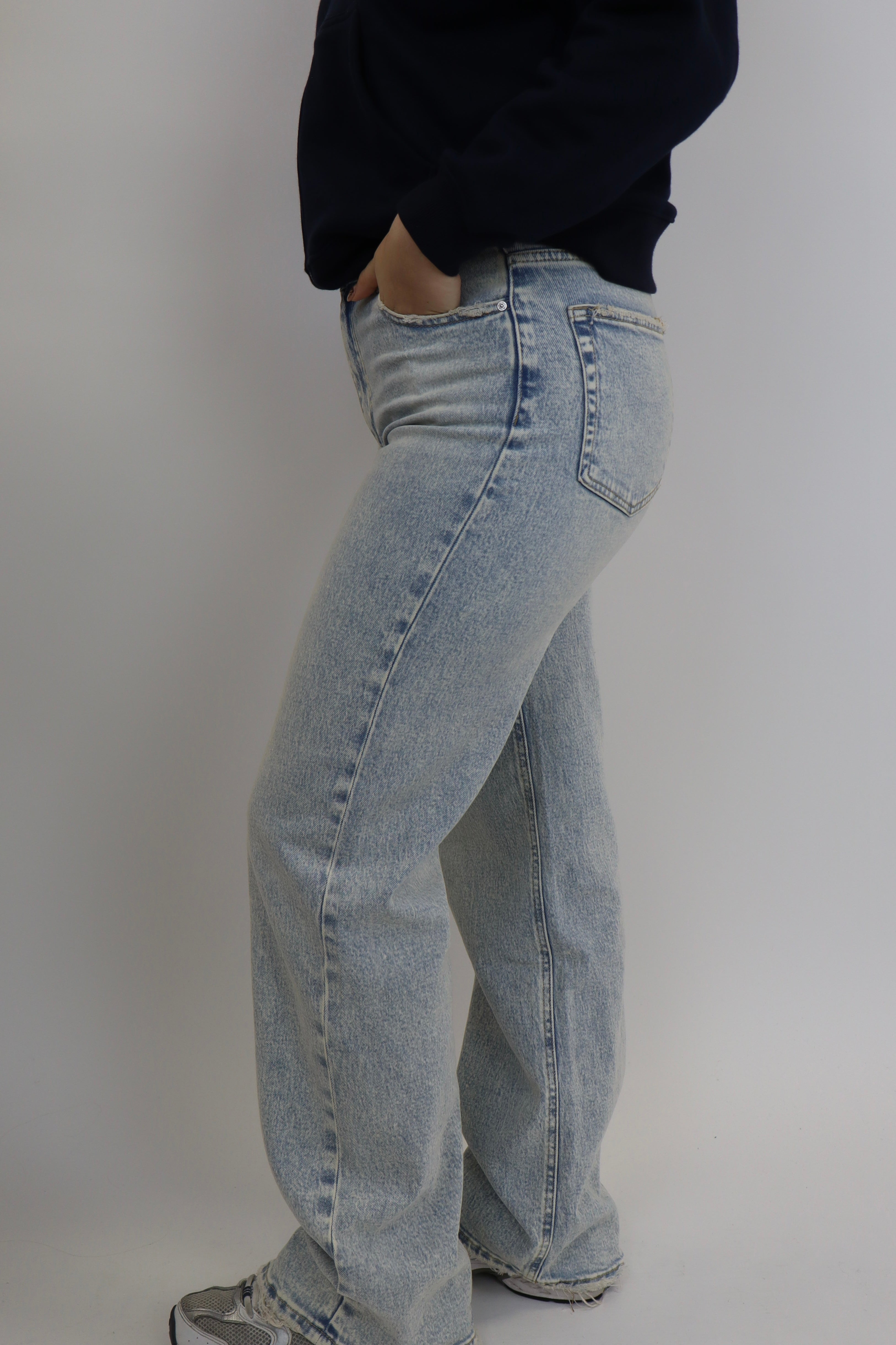 Thyrsa Wide Leg Jeans W3791