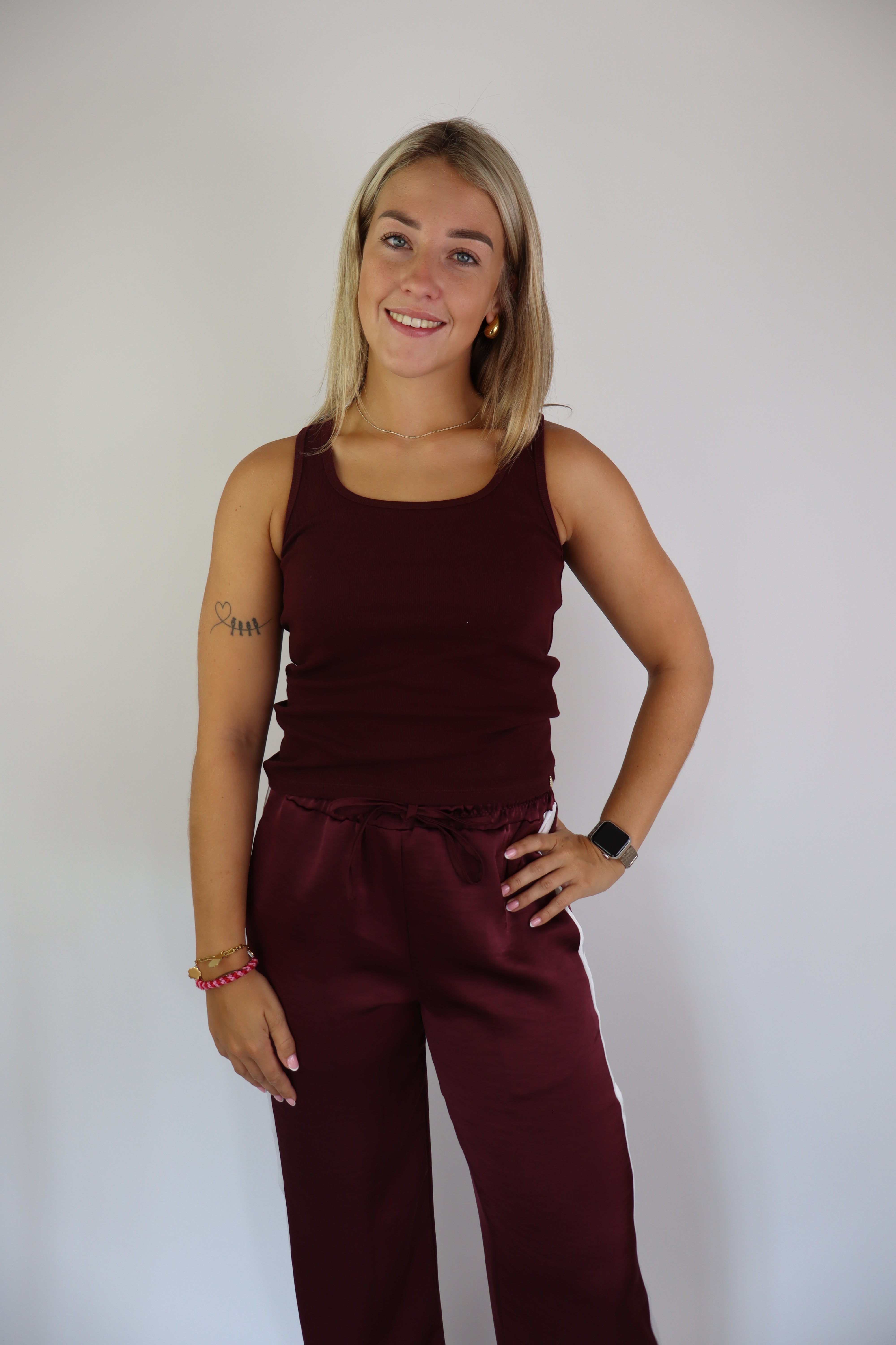Ambika Essential Top Bordeaux