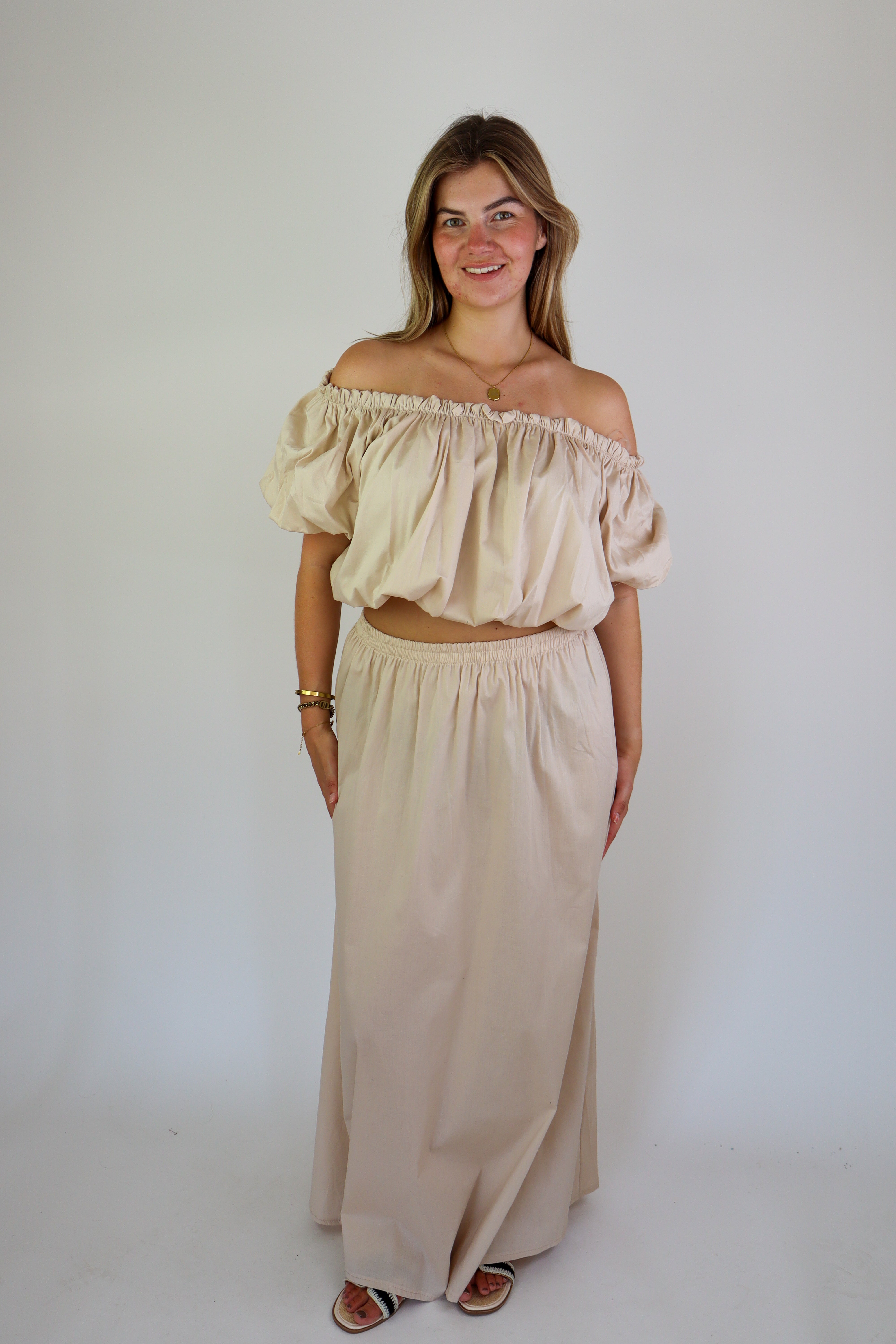 Loes Two Piece Set Beige