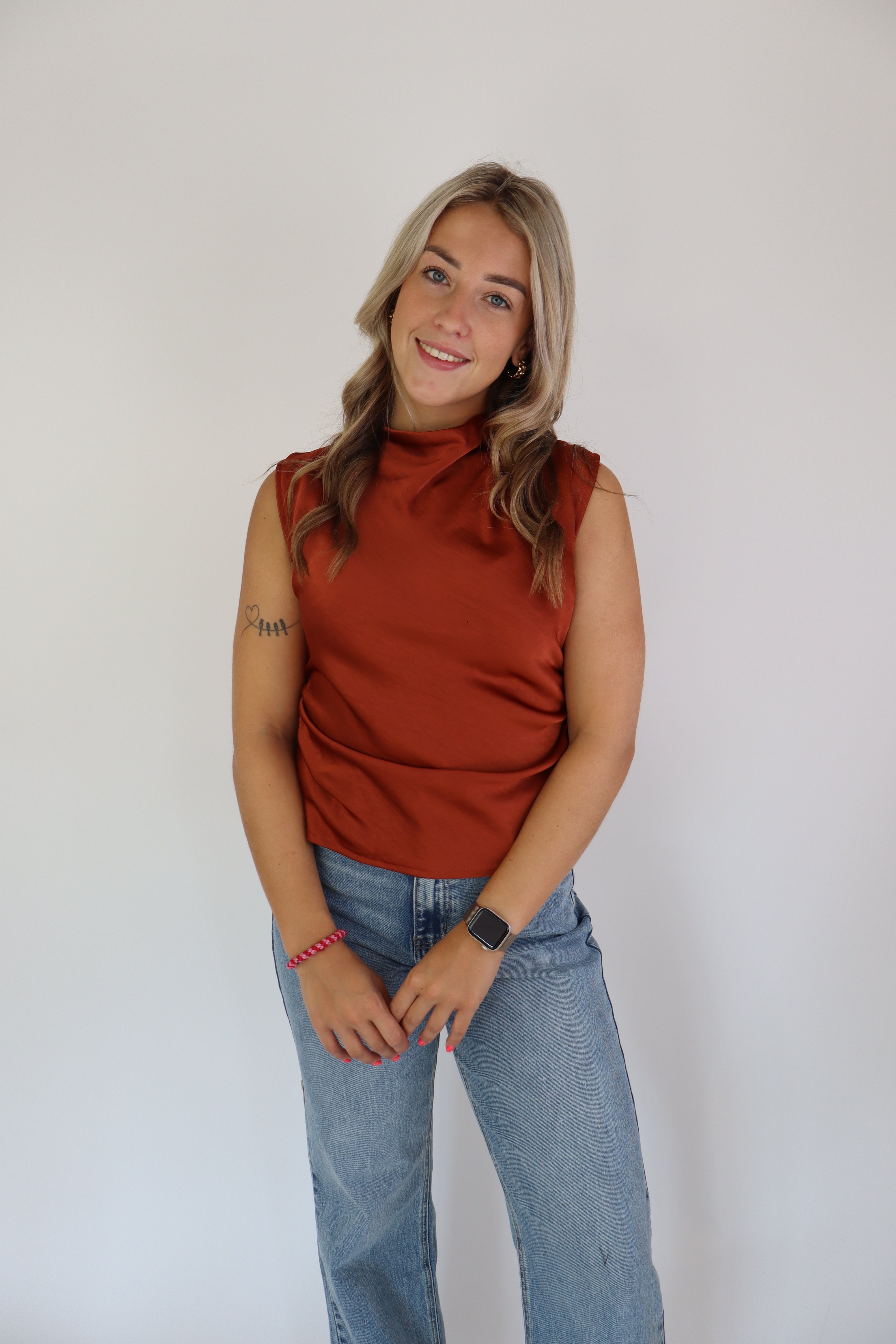 Noor Satijnen Top Roest