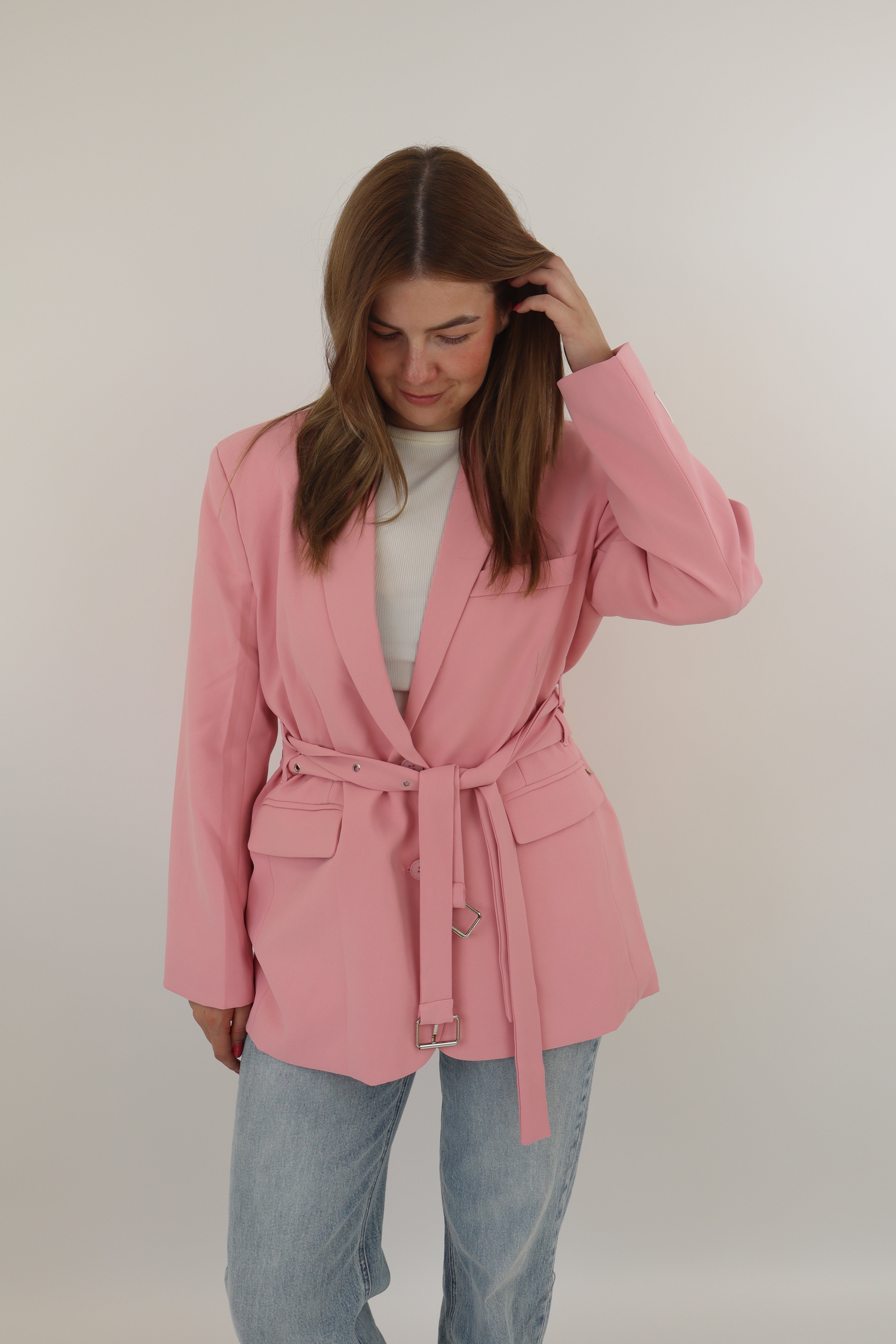 Ambika Belted Blazer Licht Roze