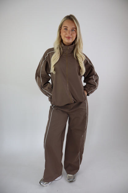Francis two piece set taupe