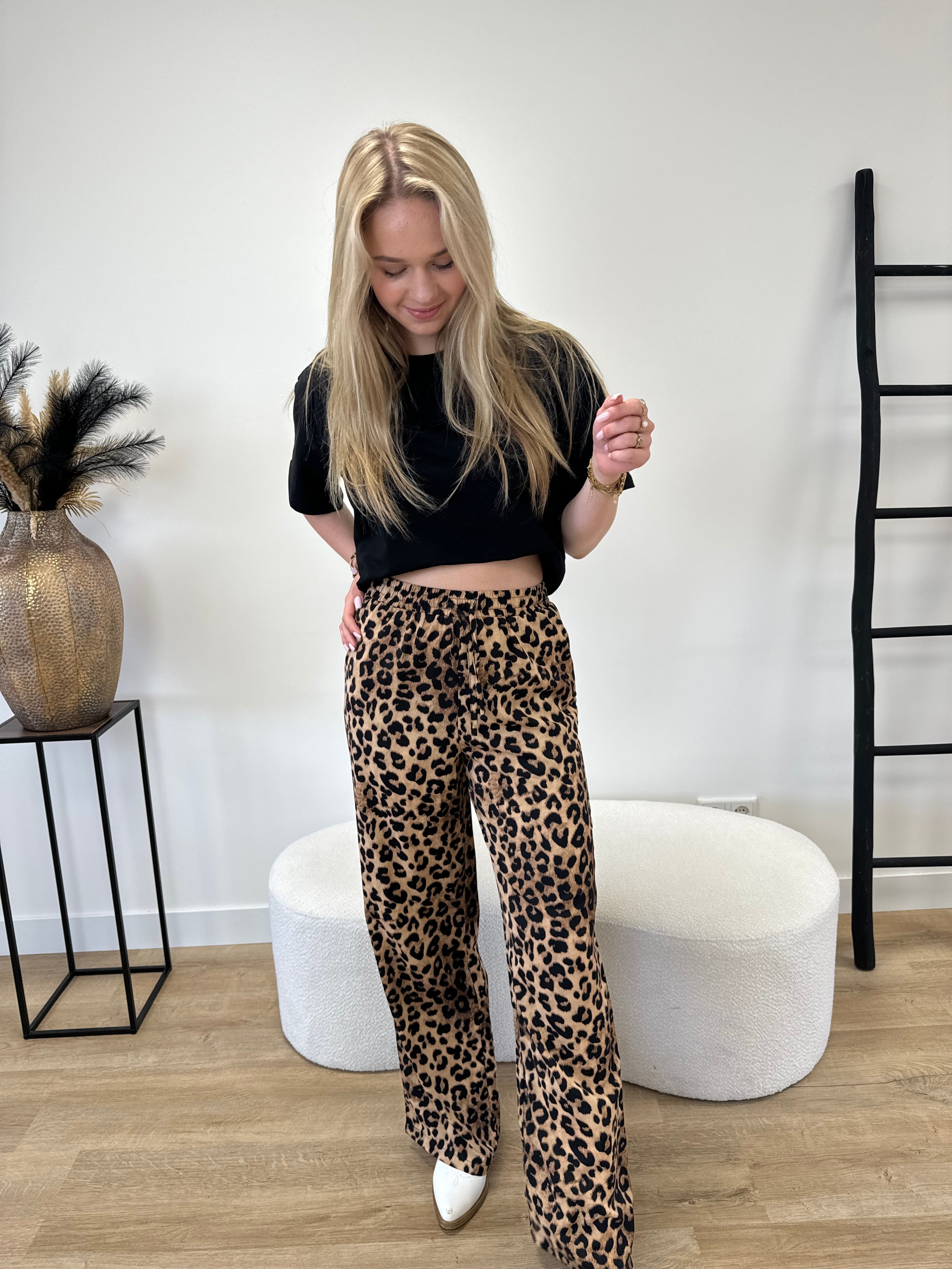 Dana Leopard Pants