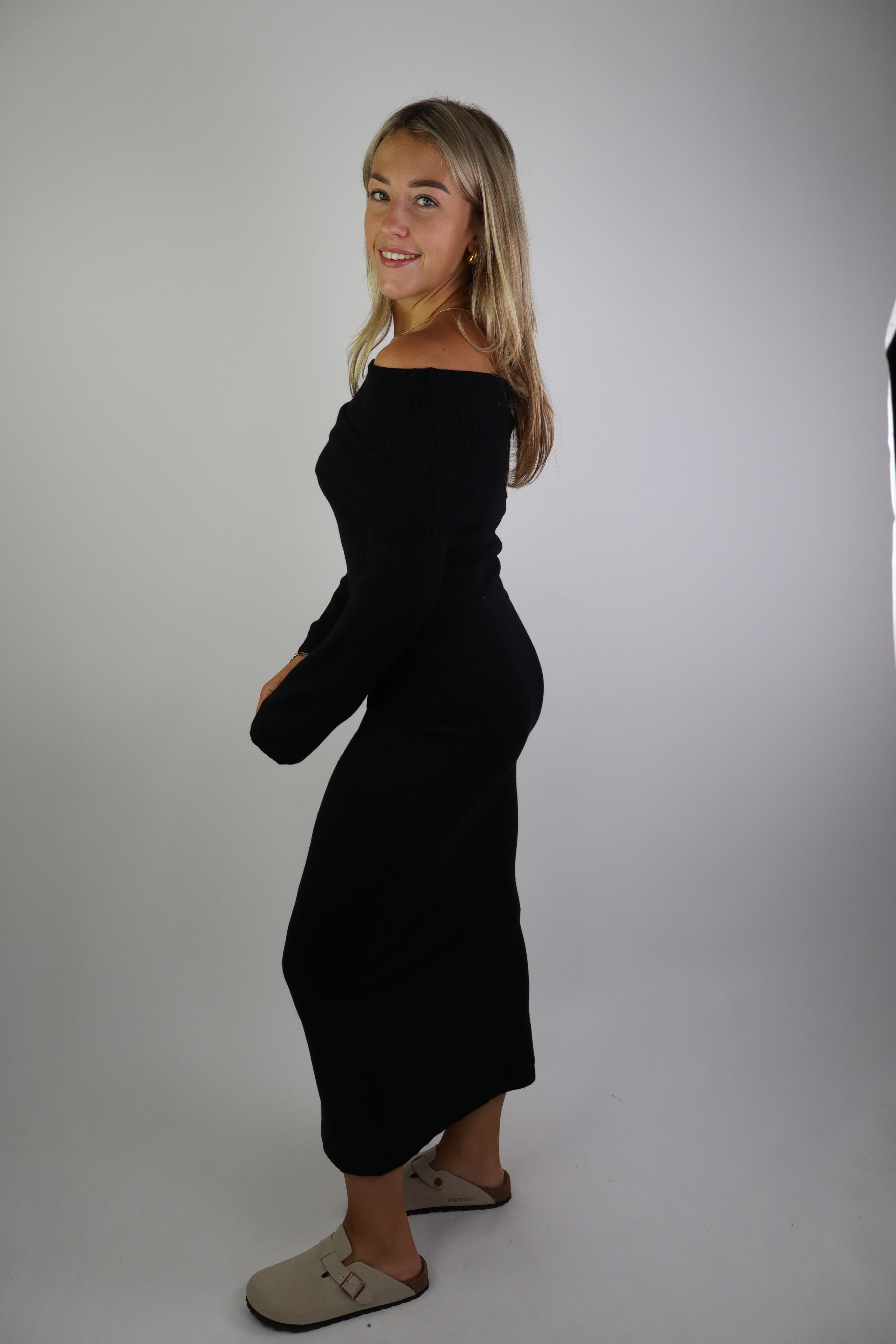 Ceyda Off Shoulder Dress Black