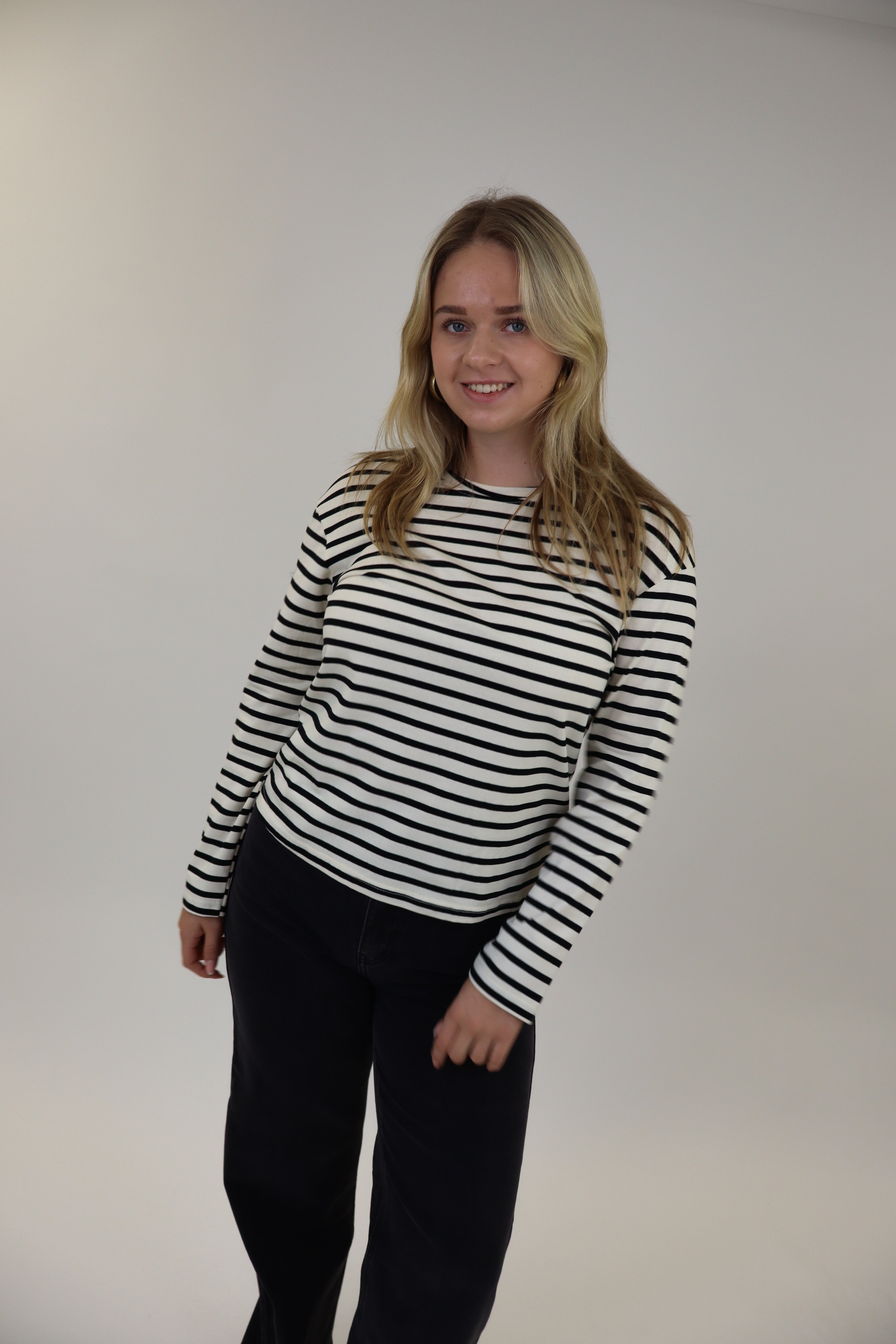 Isis Long Sleeve Top | Black